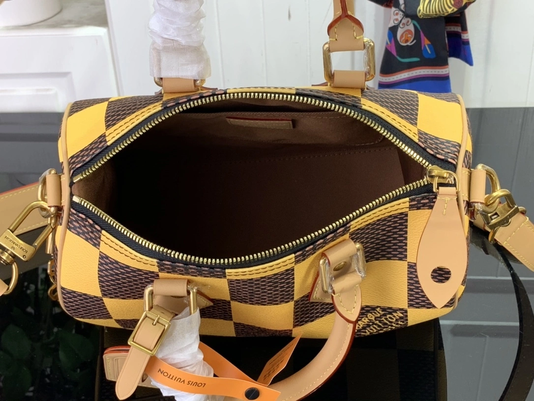 MOMO-- 8V N40584 cowhide item:D-B174E2725