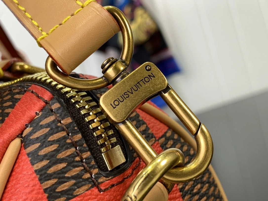MOMO-- 8V N40611 Speedy 18 Bandoulière item:D-B174G2093
