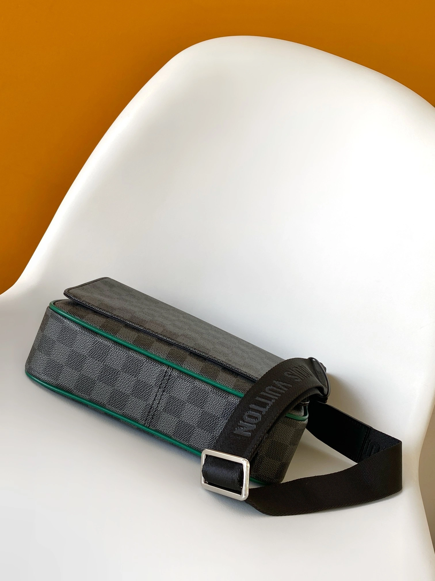 MOMO-- 8V N40842 high quality version DISTRICT cowhide item:F-B000A1444