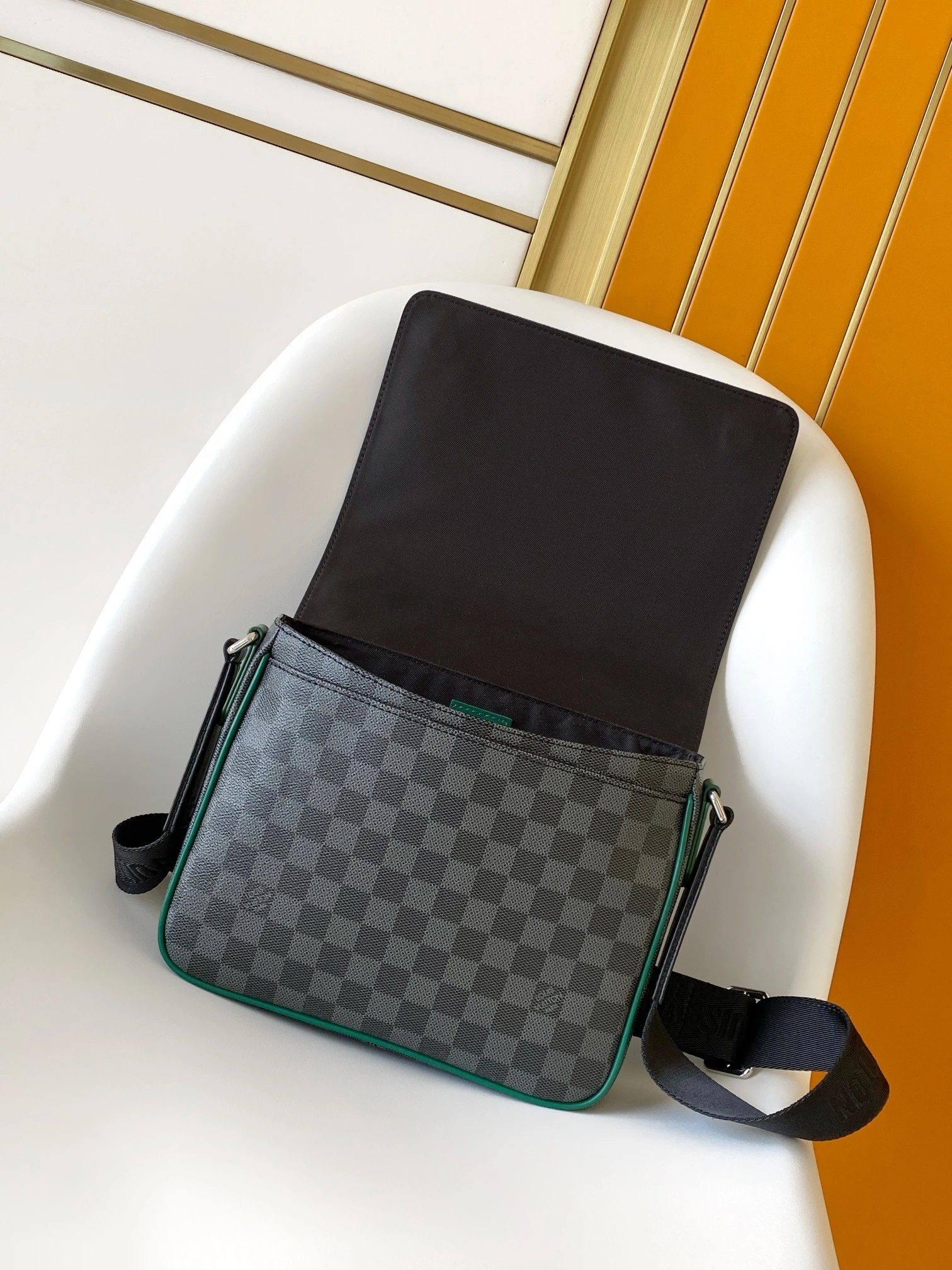 MOMO-- 8V N40842 high quality version DISTRICT cowhide item:F-B000A1444