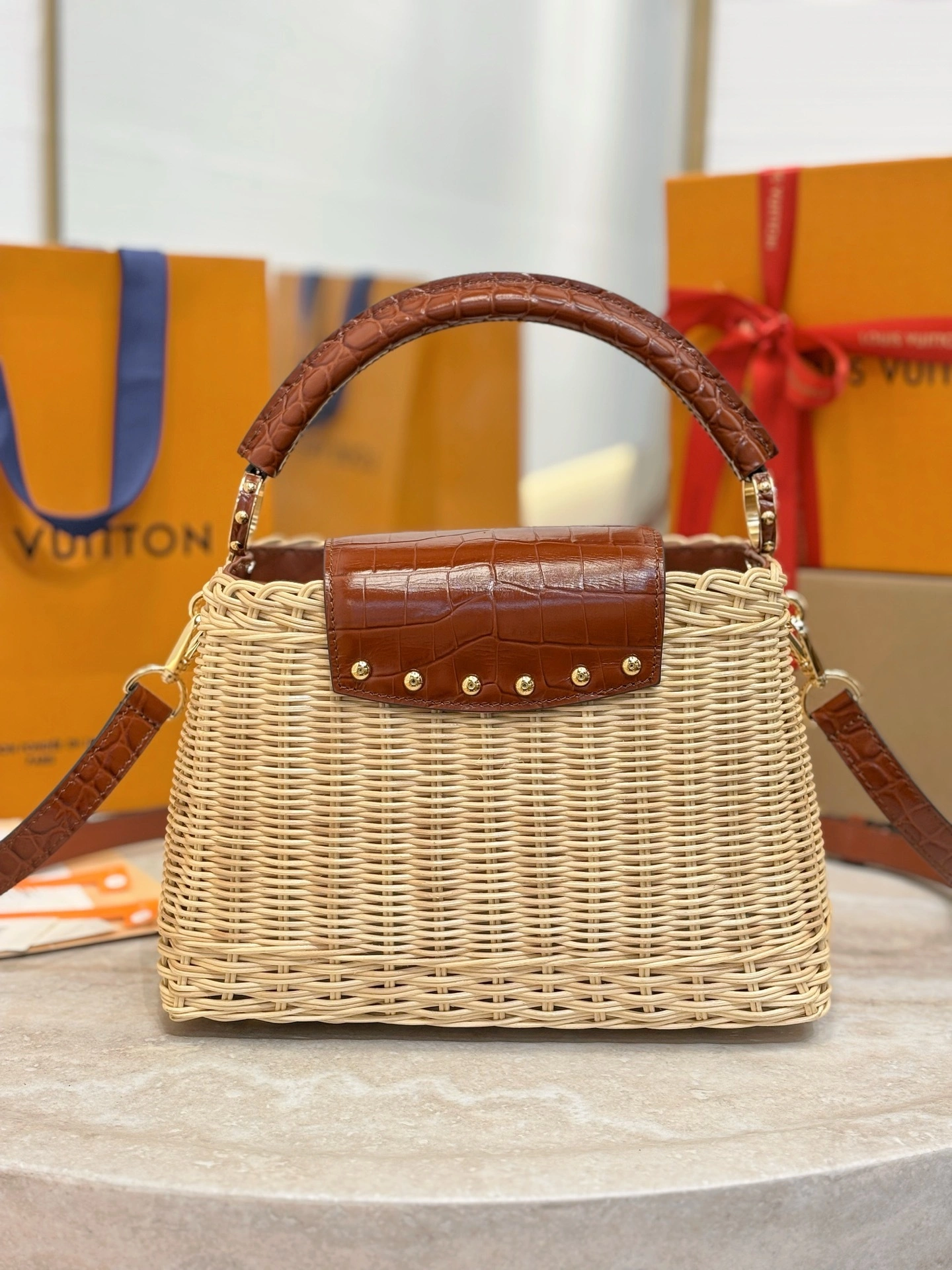 MOMO-- 8V N85481 high quality version CAPUCINES BB cowhide item:E-B000I0710