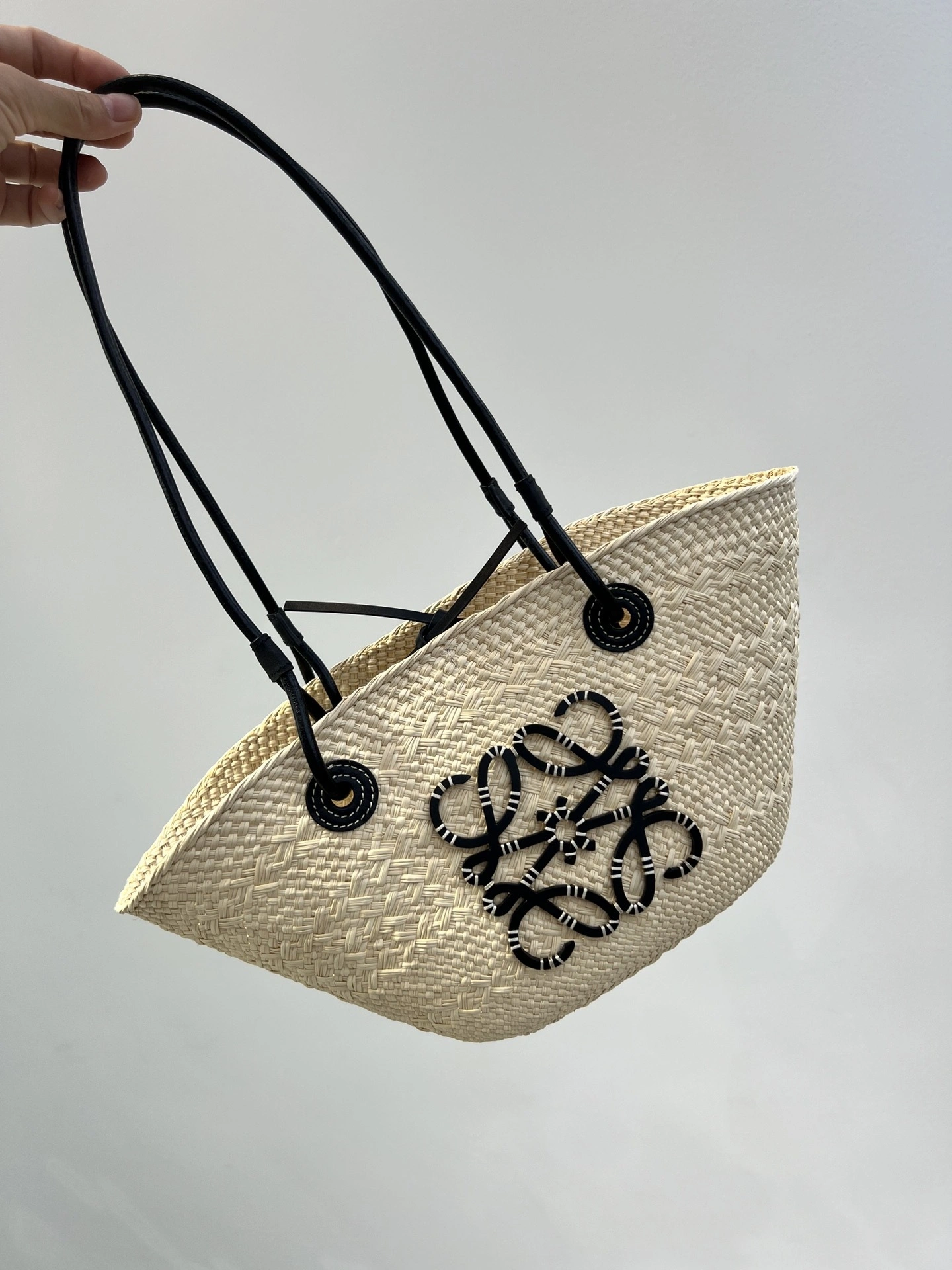 MOMO-- 8o5w5 A223P65X01-2165 item:D-B432F2109