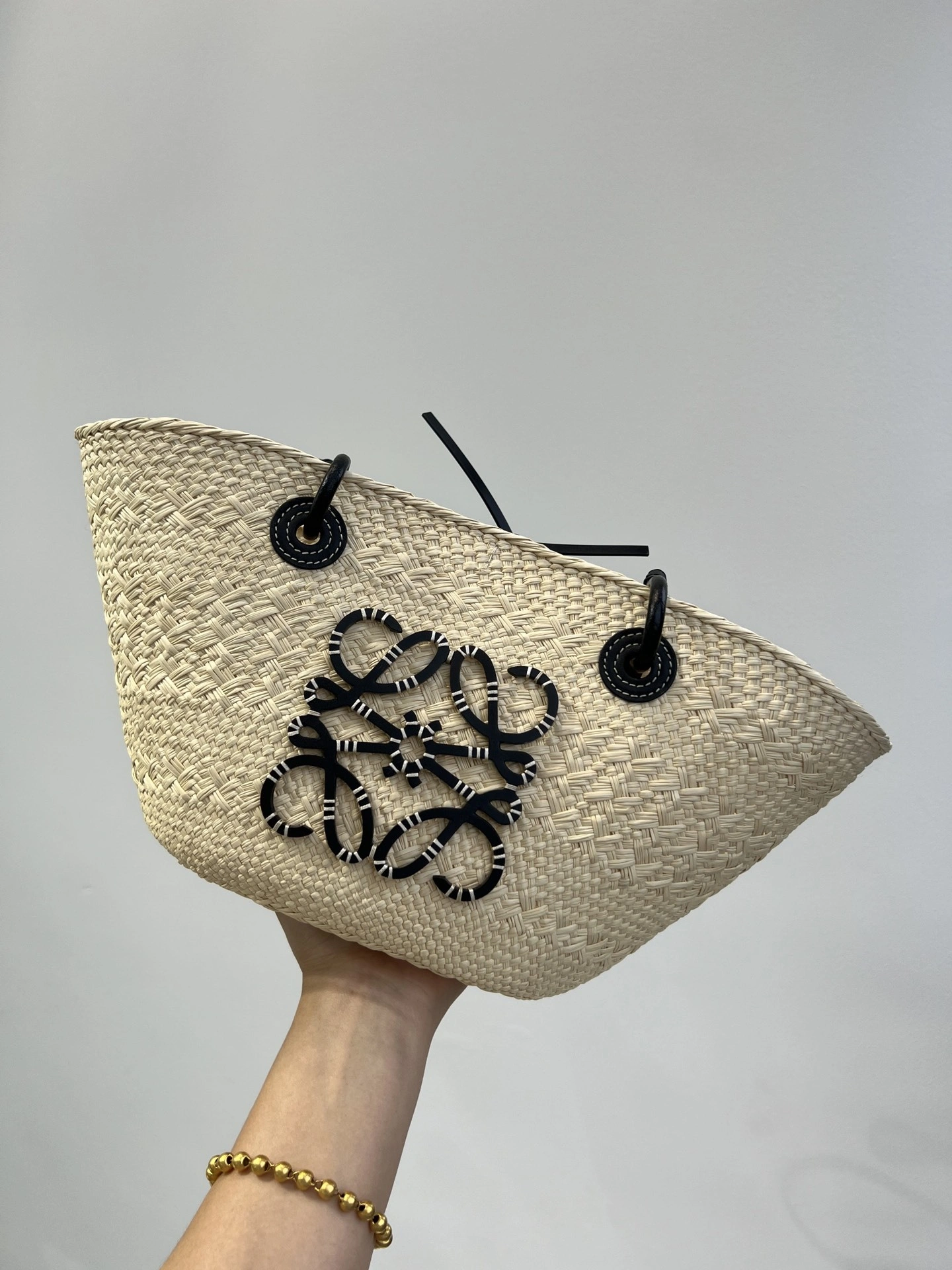 MOMO-- 8o5w5 A223P65X01-2165 item:D-B432F2109