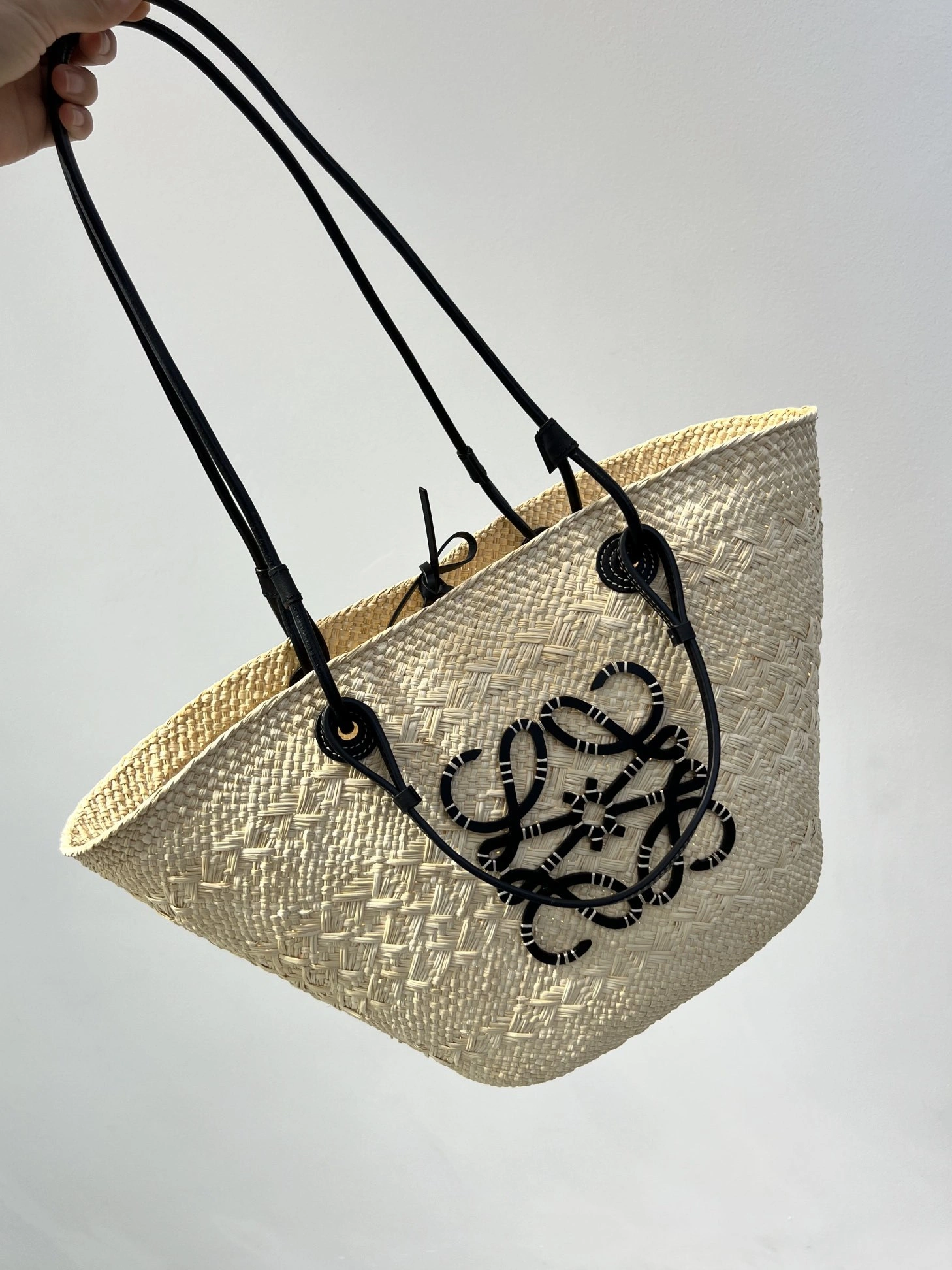 MOMO-- 8o5w5 A223T43X02-2165 item:D-B432F2108
