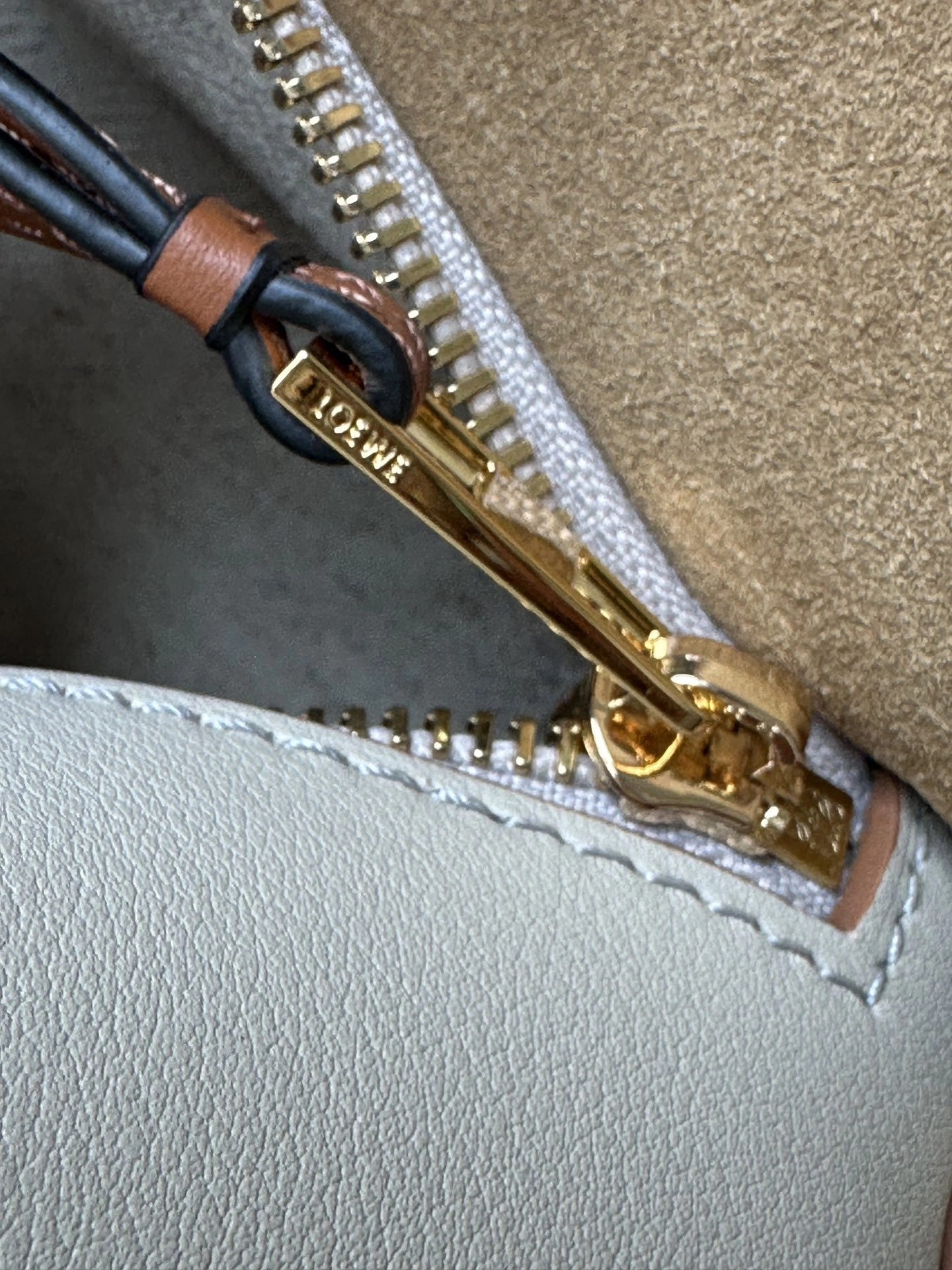 MOMO-- 8o5w5 A510P60X02-1759 high quality version Calfskin item:E-B177I1831