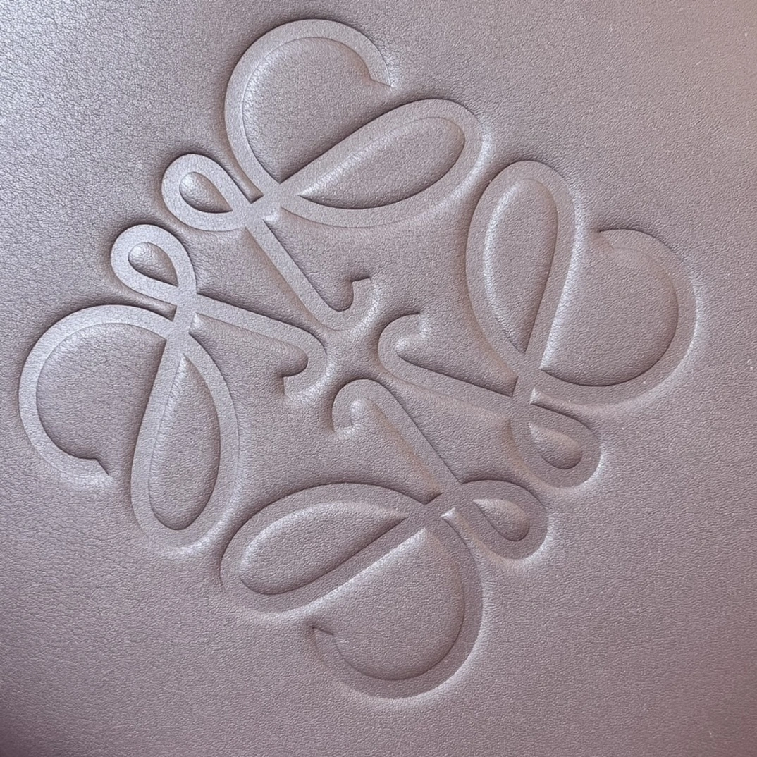 MOMO-- 8o5w5 A717S72X02-6170 high quality version cowhide item:E-B177H2707