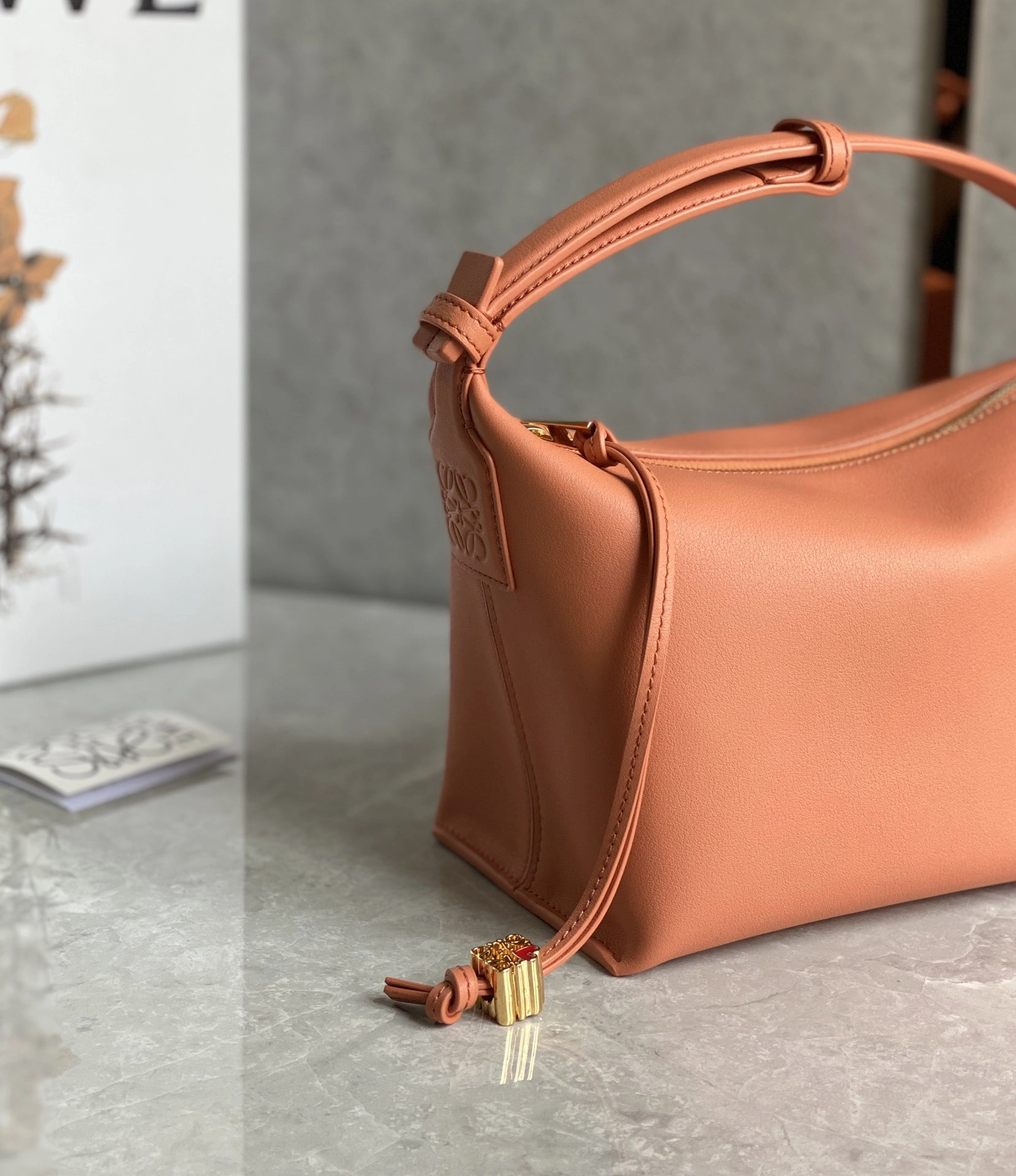 MOMO-- 8o5w5 A906K75X20-6935 high quality version cowhide item:E-B000I1834