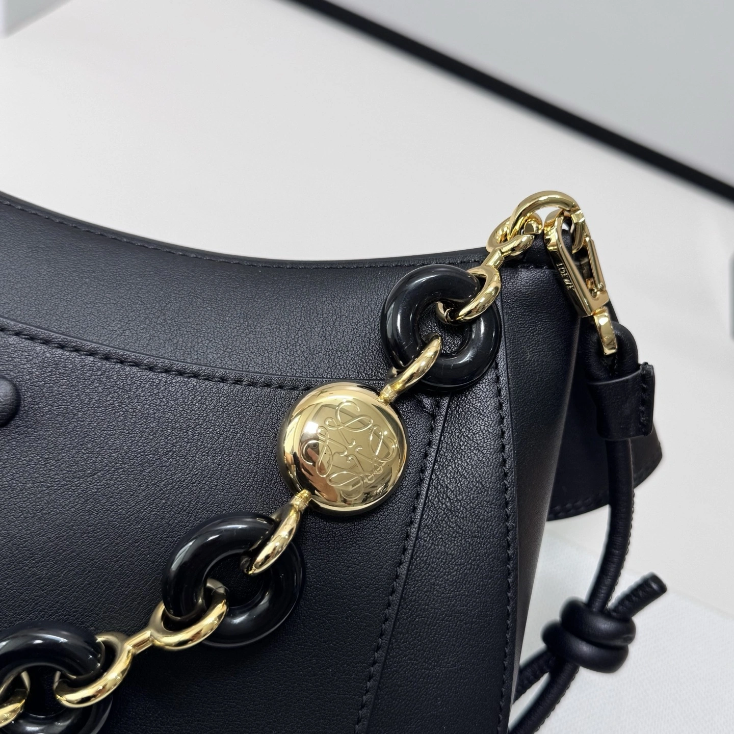 MOMO-- 8o5w5 AP22P22X07-1100 high quality version Calfskin item:E-B000I1785