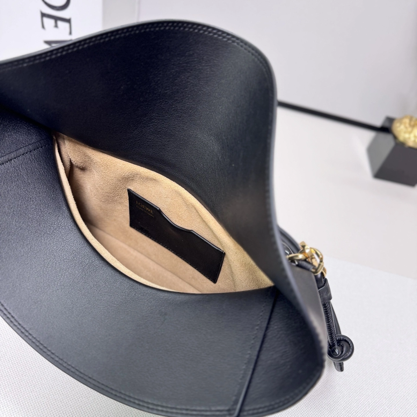 MOMO-- 8o5w5 AP22P22X07-1100 high quality version Calfskin item:E-B000I1785
