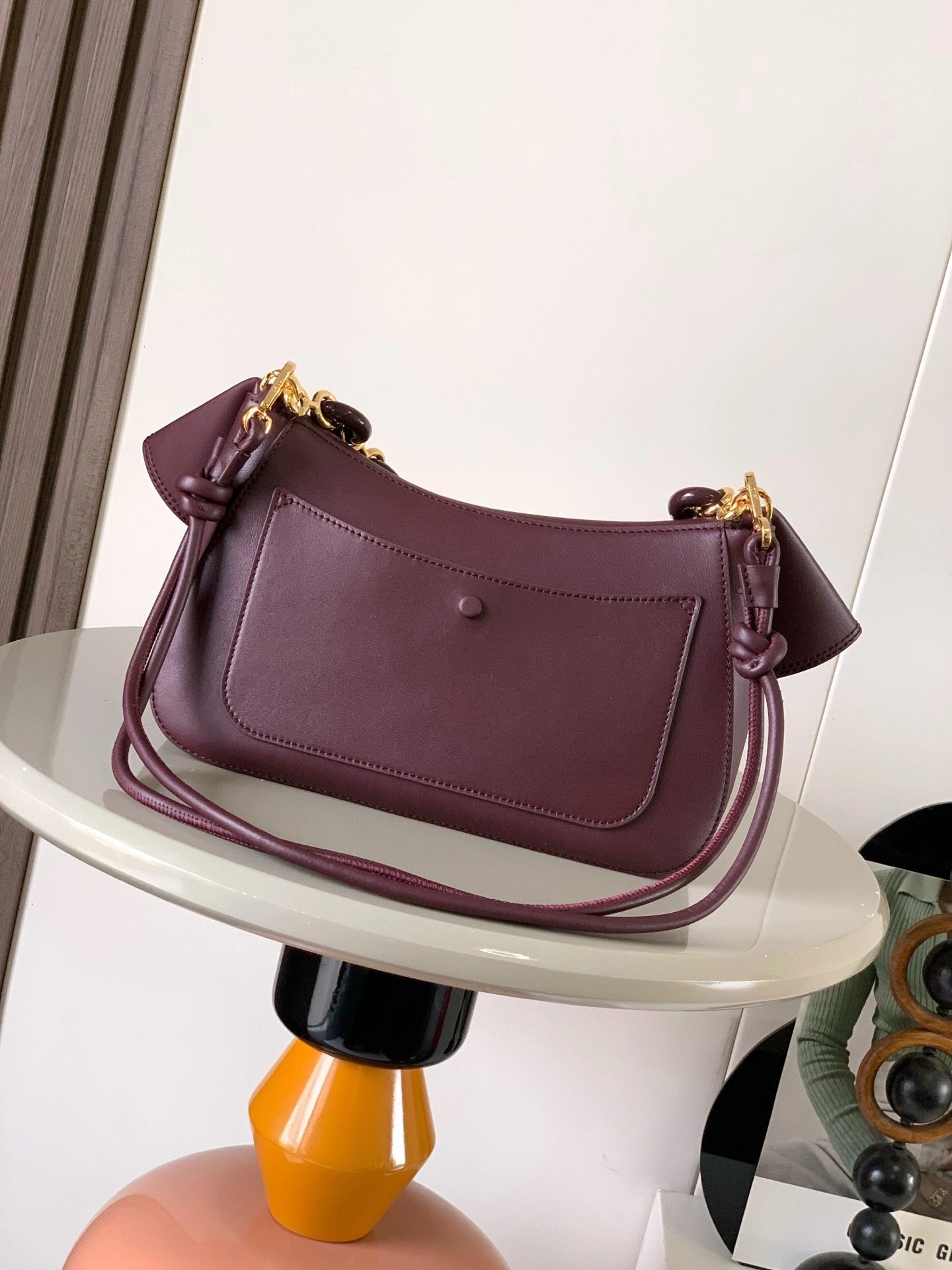 MOMO-- 8o5w5 AP22P22X07-7240 high quality version cowhide Ola item:E-B000I1787