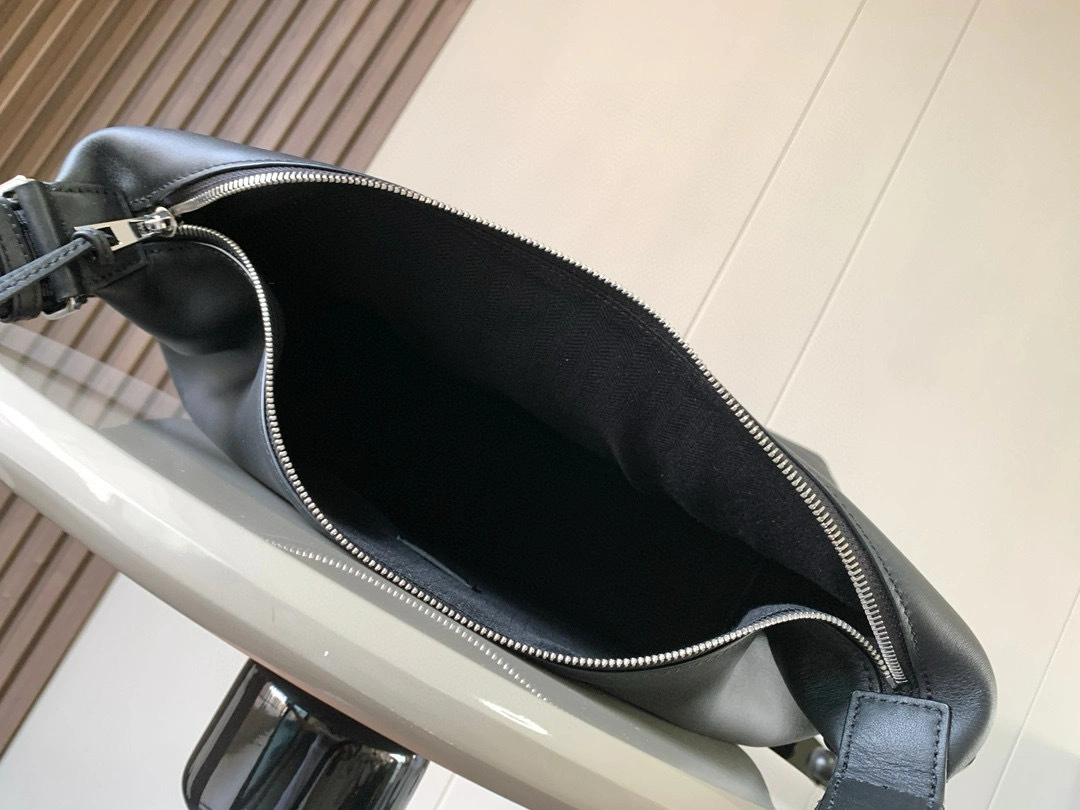 MOMO-- 8o5w5 B906K70X13-1100 high quality version cowhide item:E-B000E0412