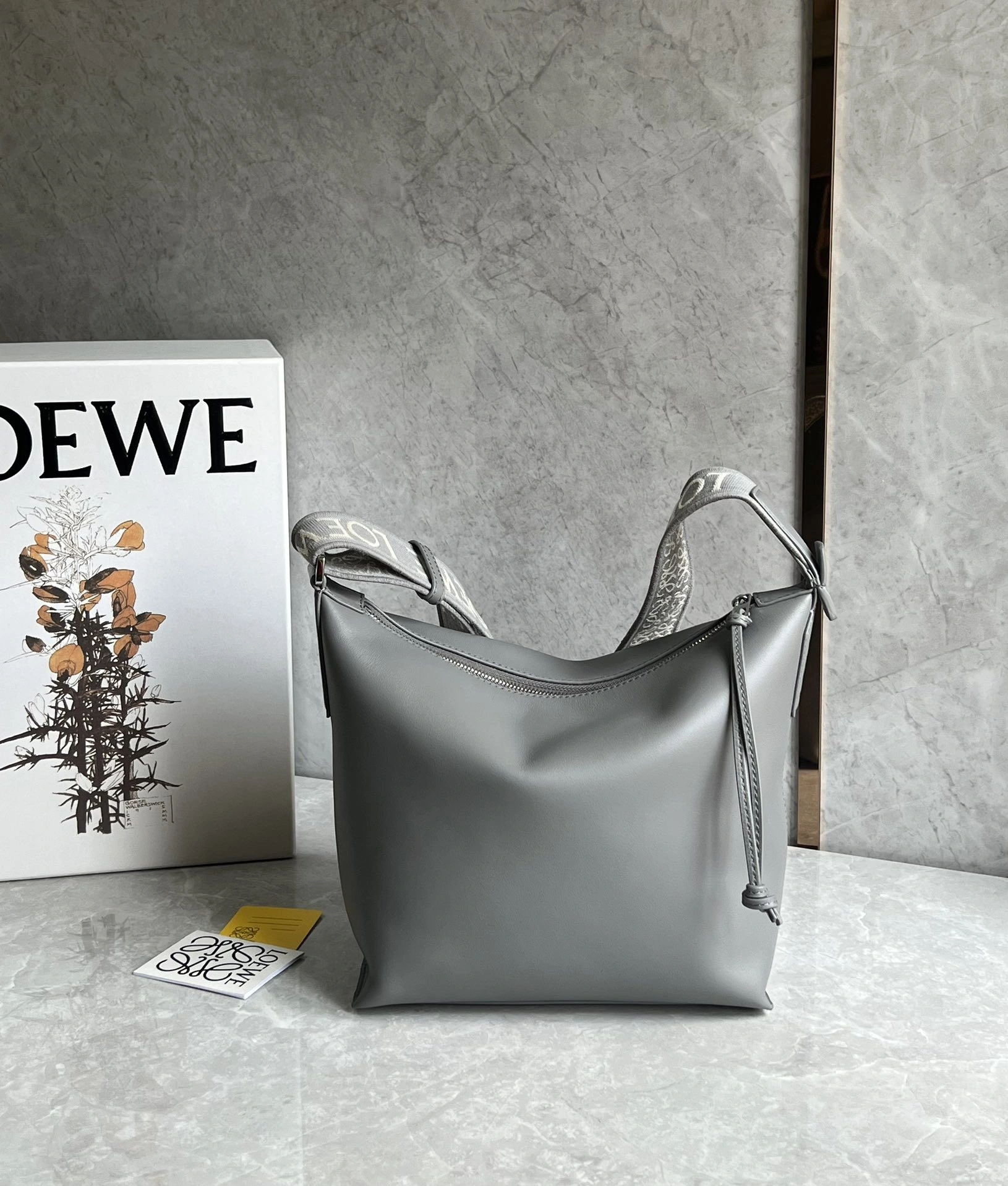 MOMO-- 8o5w5 B906Q63X01-1640 high quality version Calfskin item:E-B000E0410