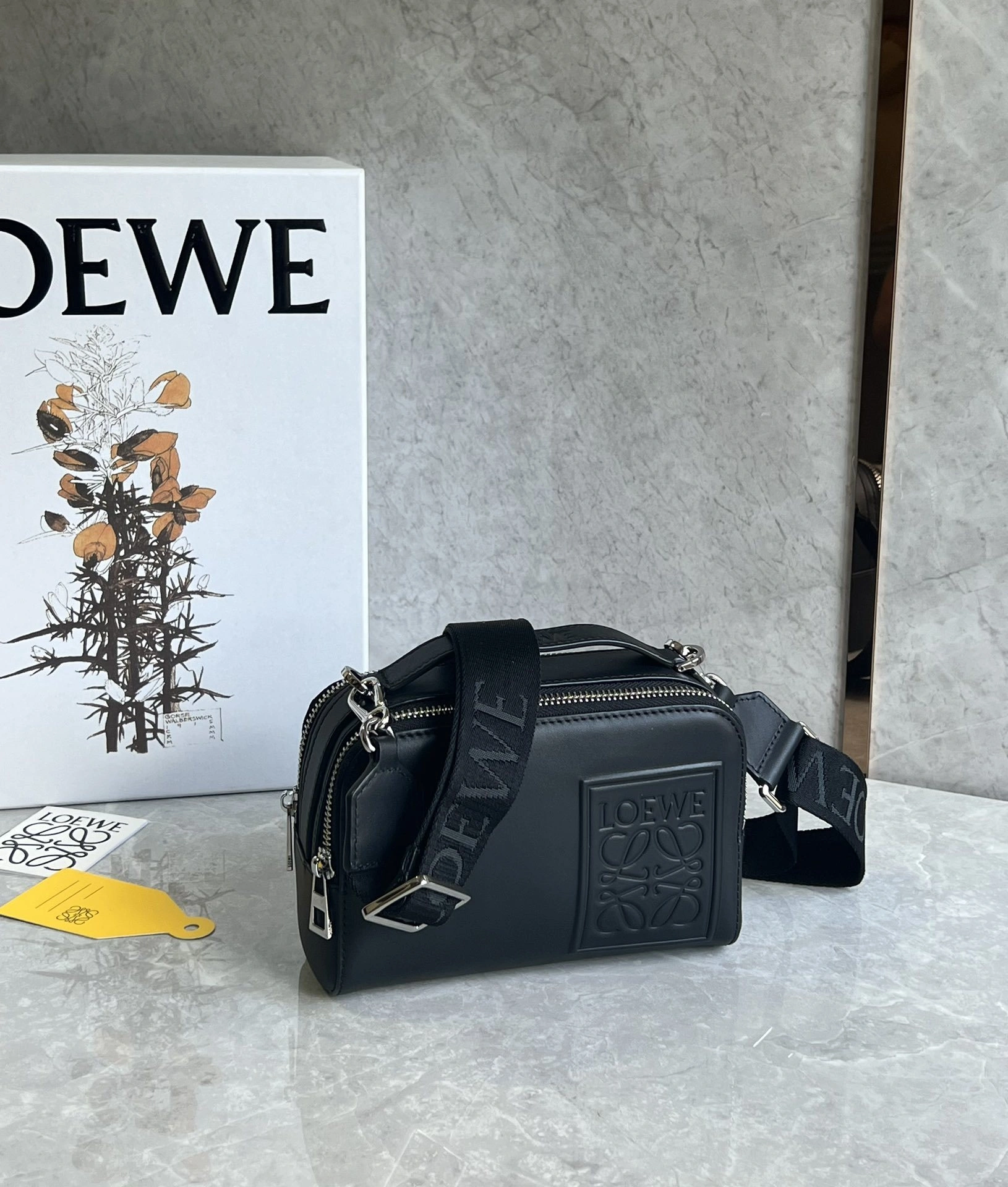 MOMO-- 8o5w5 C565R41X01-1100 high quality version cowhide item:E-B000E0432