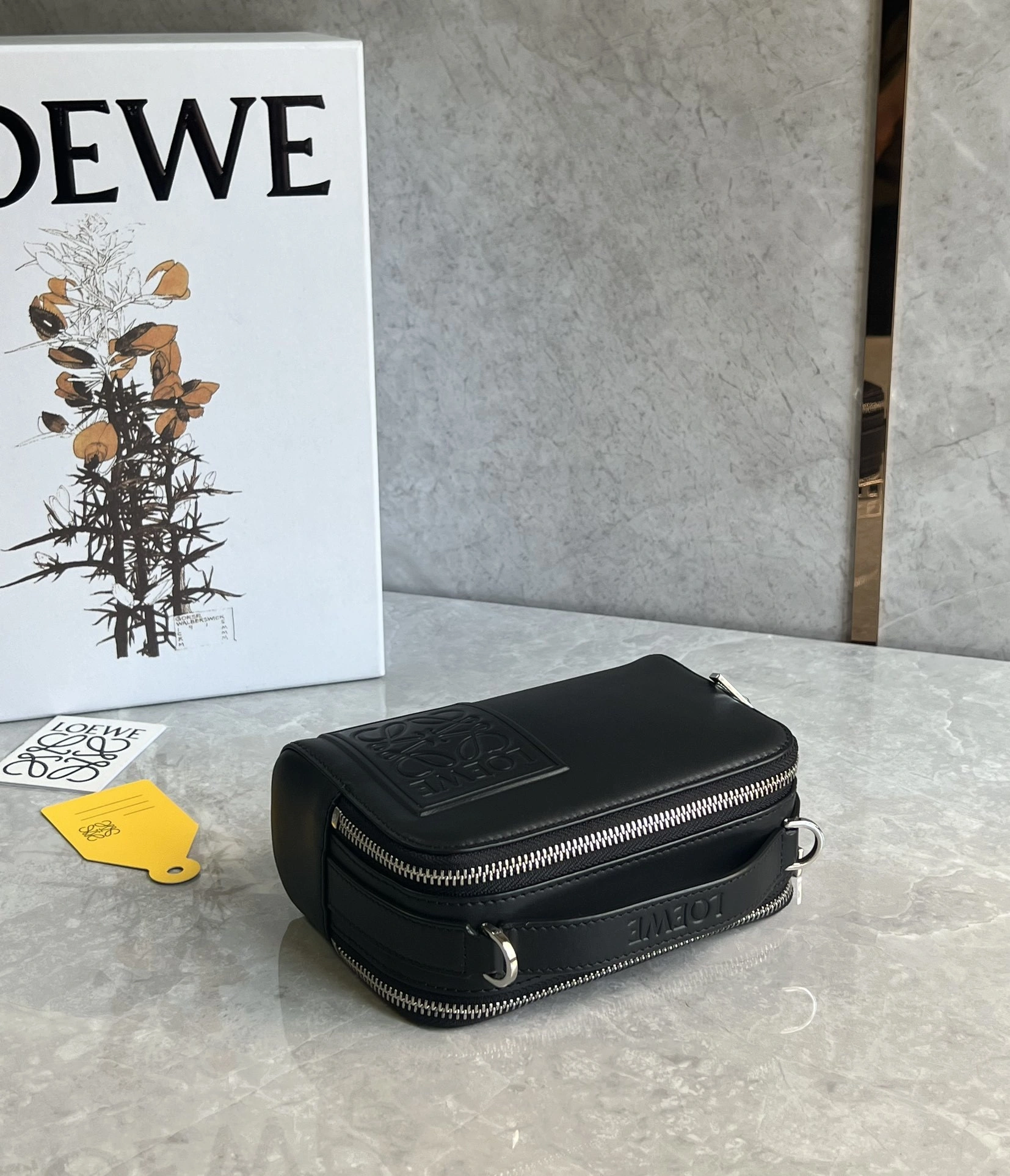 MOMO-- 8o5w5 C565R41X01-1100 high quality version cowhide item:E-B000E0432