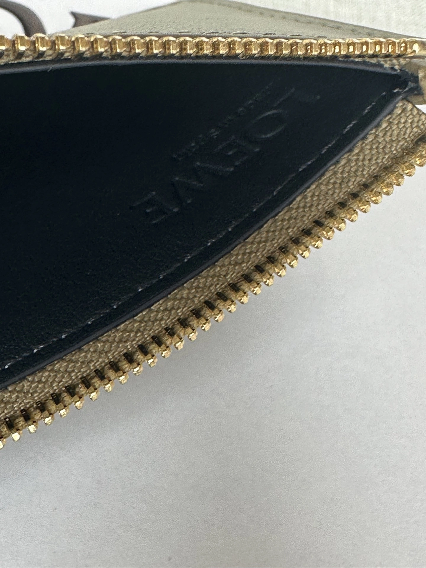 MOMO-- 8o5w5 CEM1Z40X02-5659 high quality version cowhide item:E-B177I1823