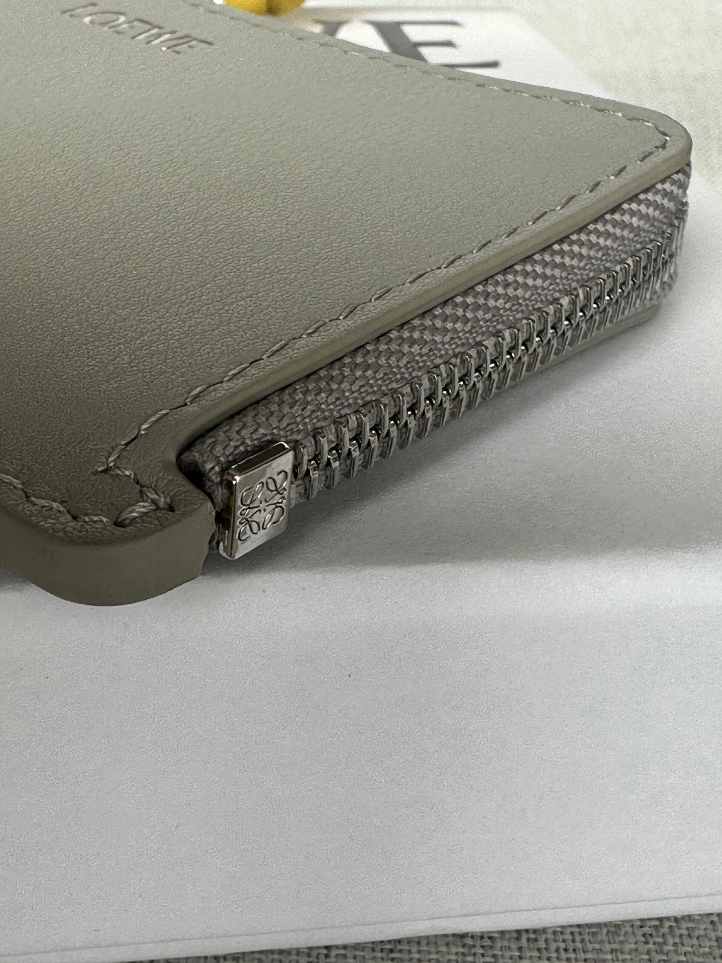 MOMO-- 8o5w5 CEM1Z40X02-6256 high quality version cowhide item:E-B177I1824