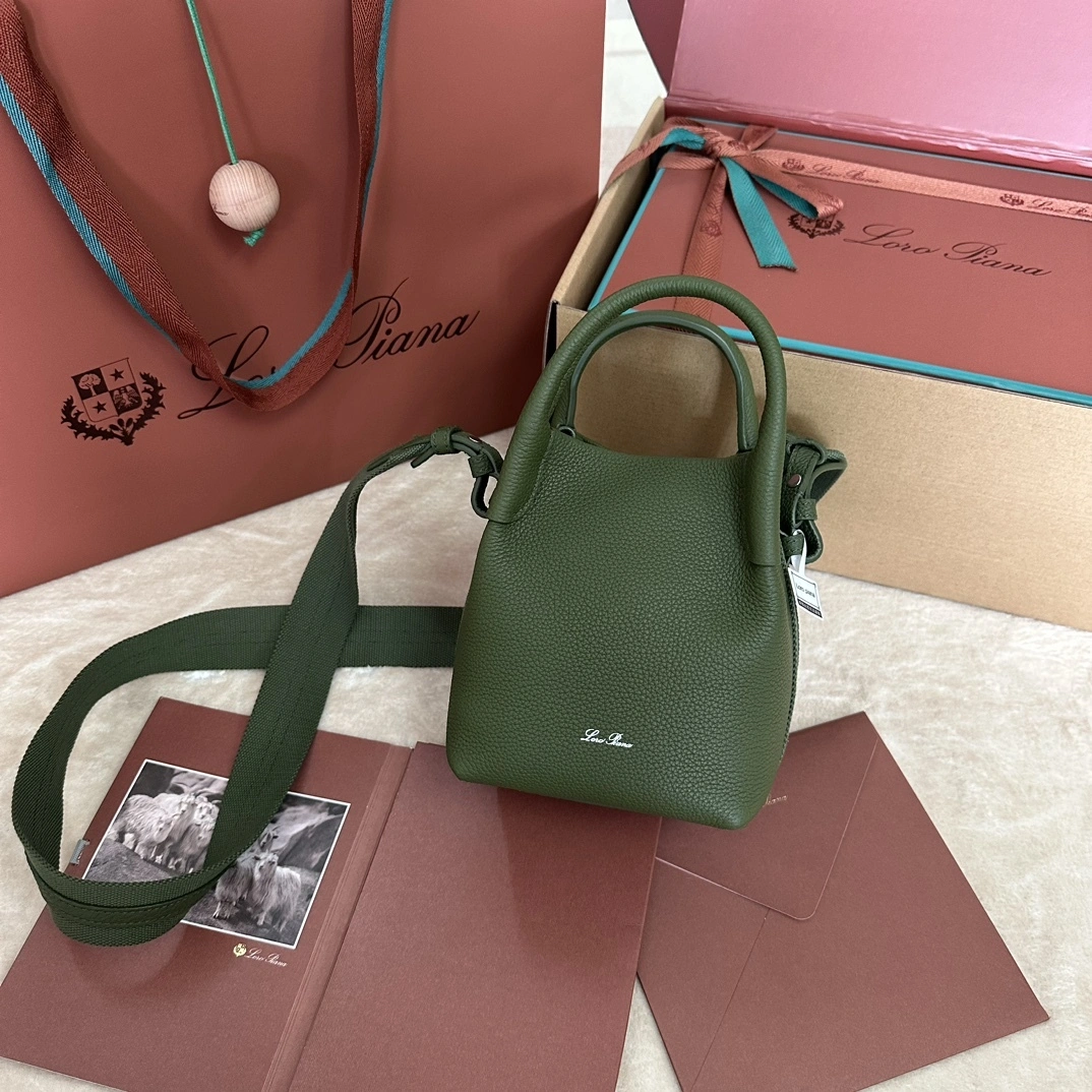 MOMO-- 8oro Pi191 FAM7943-50OM Calfskin item:E-B000H2914H