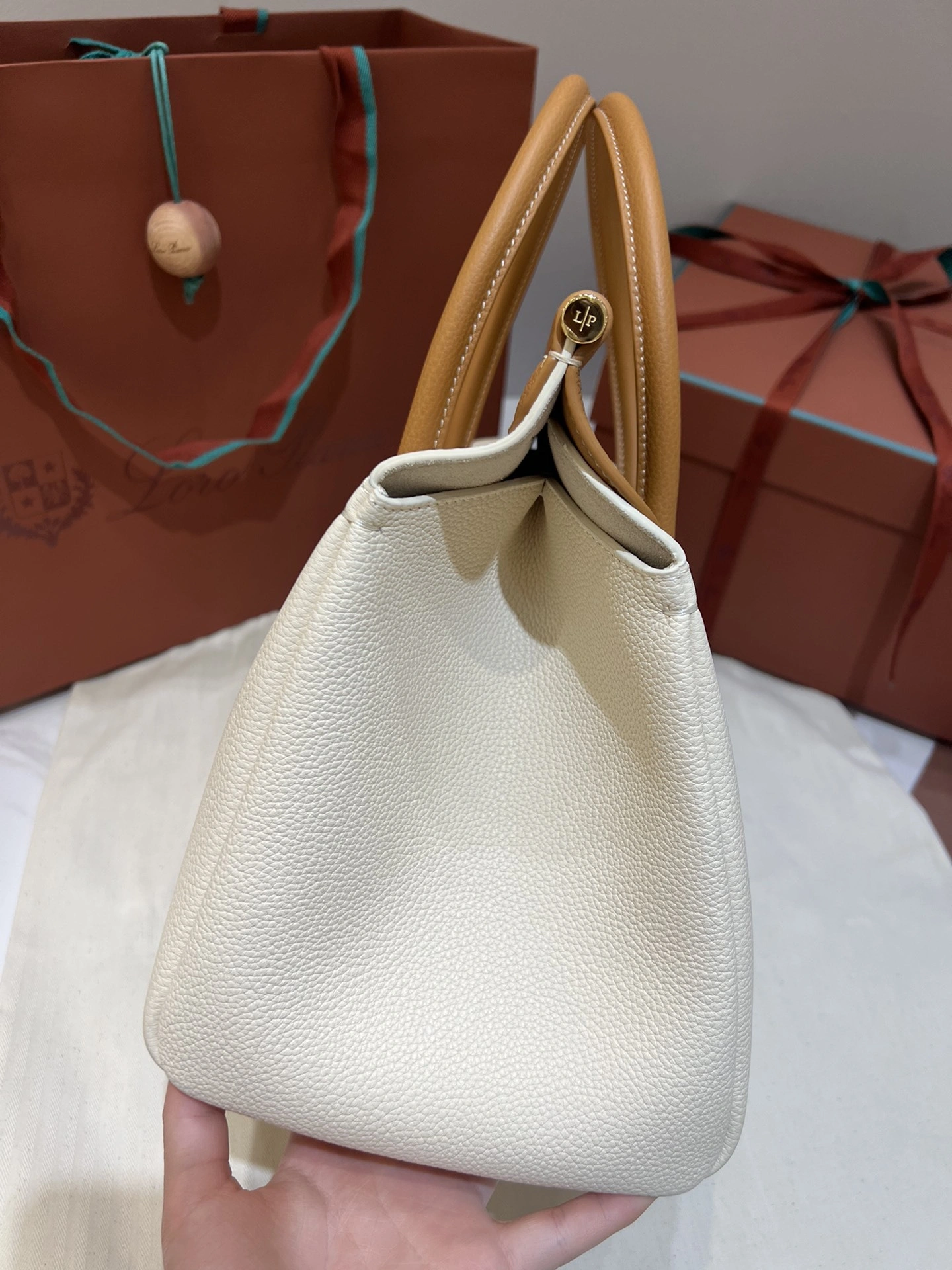 MOMO-- 8oro Pi191 FAO6586-B4JS high quality version Loom item:E-B177I2151