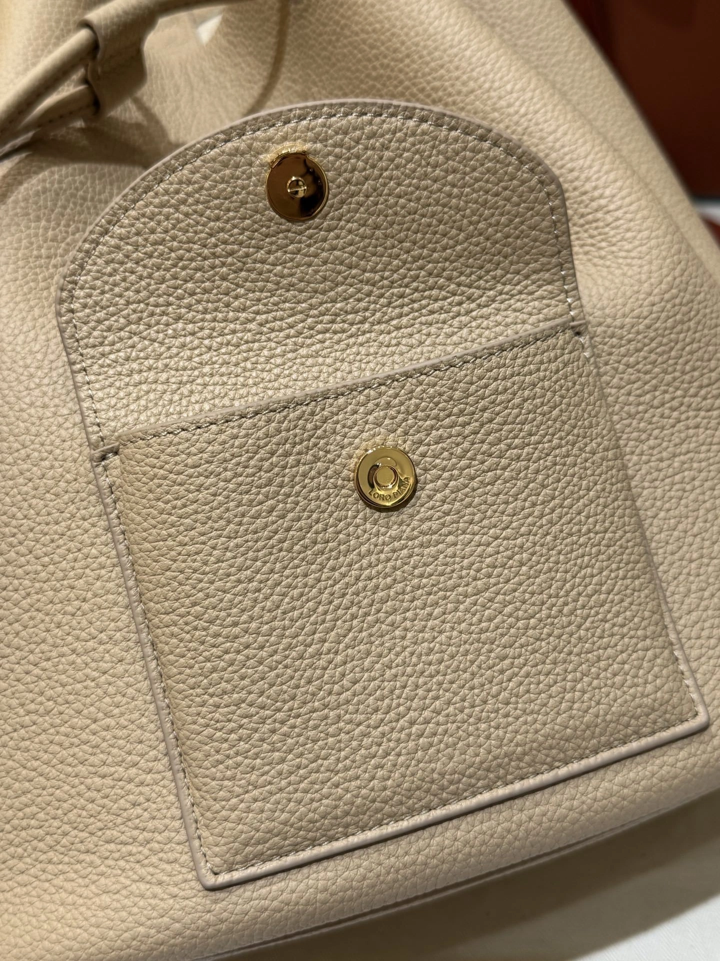 MOMO-- 8oro Pi191 FAP1404-D0Q7 Extra cowhide item:E-B563H2924H