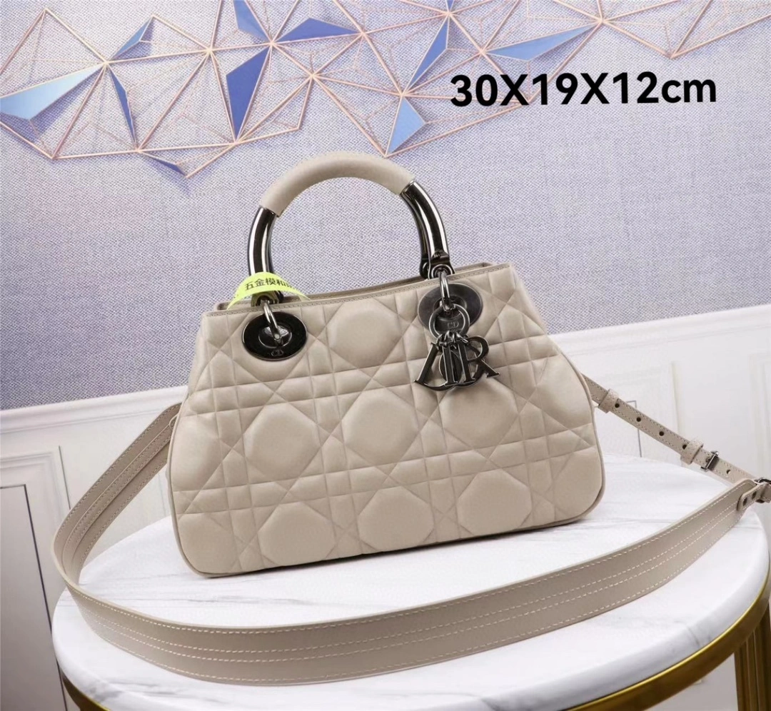 MOMO-- 9522- high quality version item：C-B397G2004R