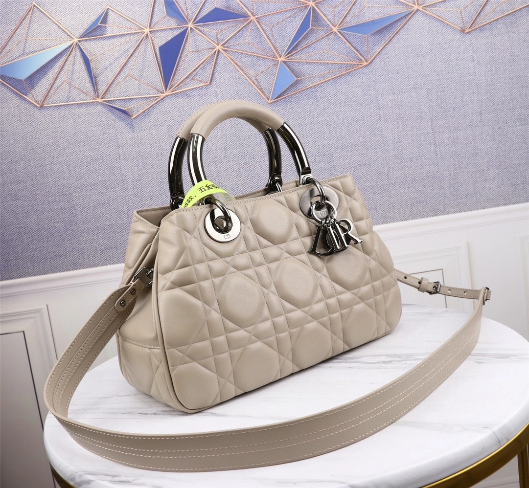 MOMO-- 9522- high quality version item：C-B397G2004R