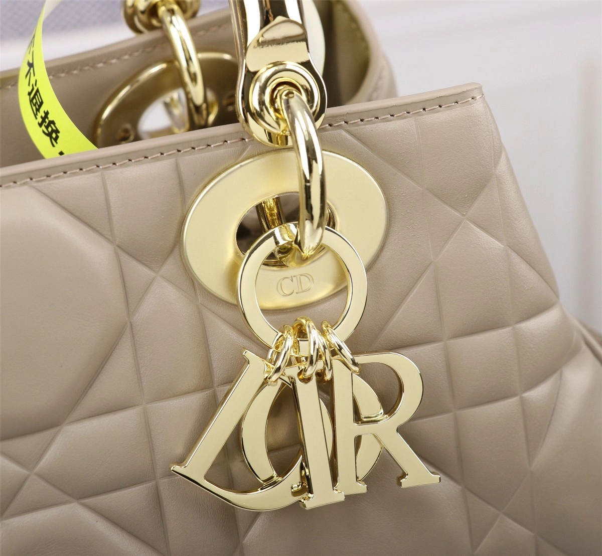 MOMO-- 9522- high quality version item：C-B397G2004R