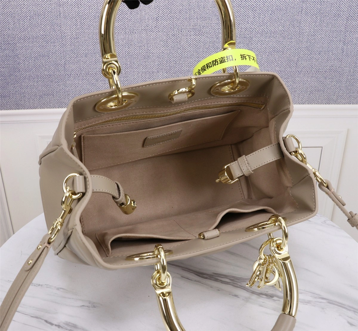 MOMO-- 9522- high quality version item：C-B397G2004R