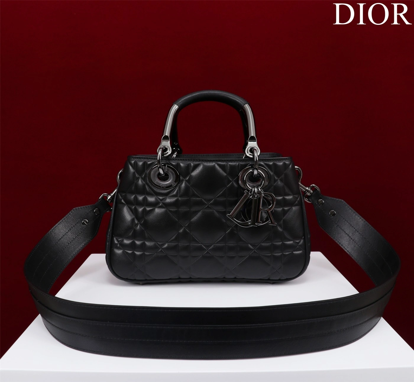 MOMO-- 9522 high quality version item：C-B000I2539V