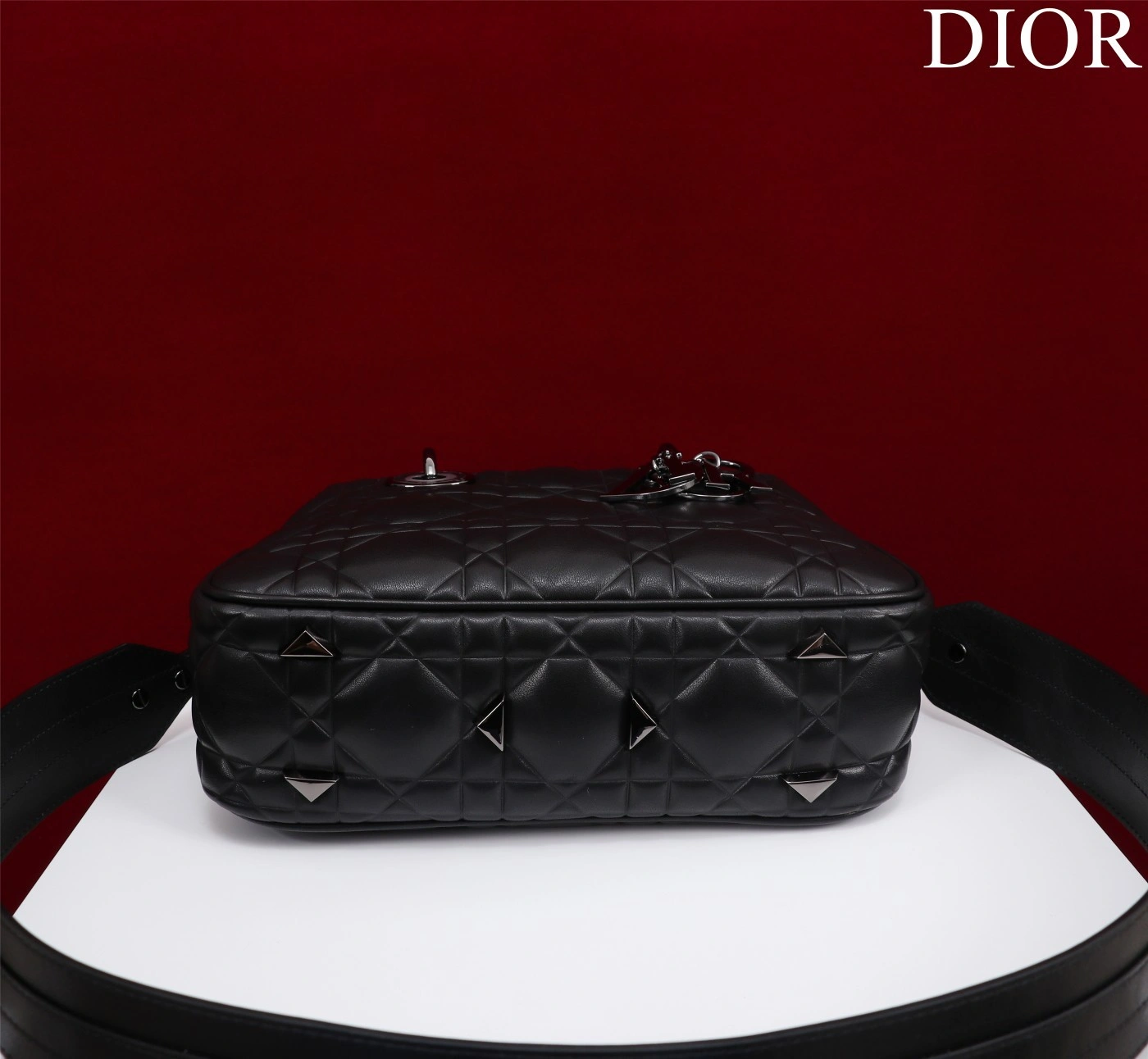 MOMO-- 9522 high quality version item：C-B000I2539V