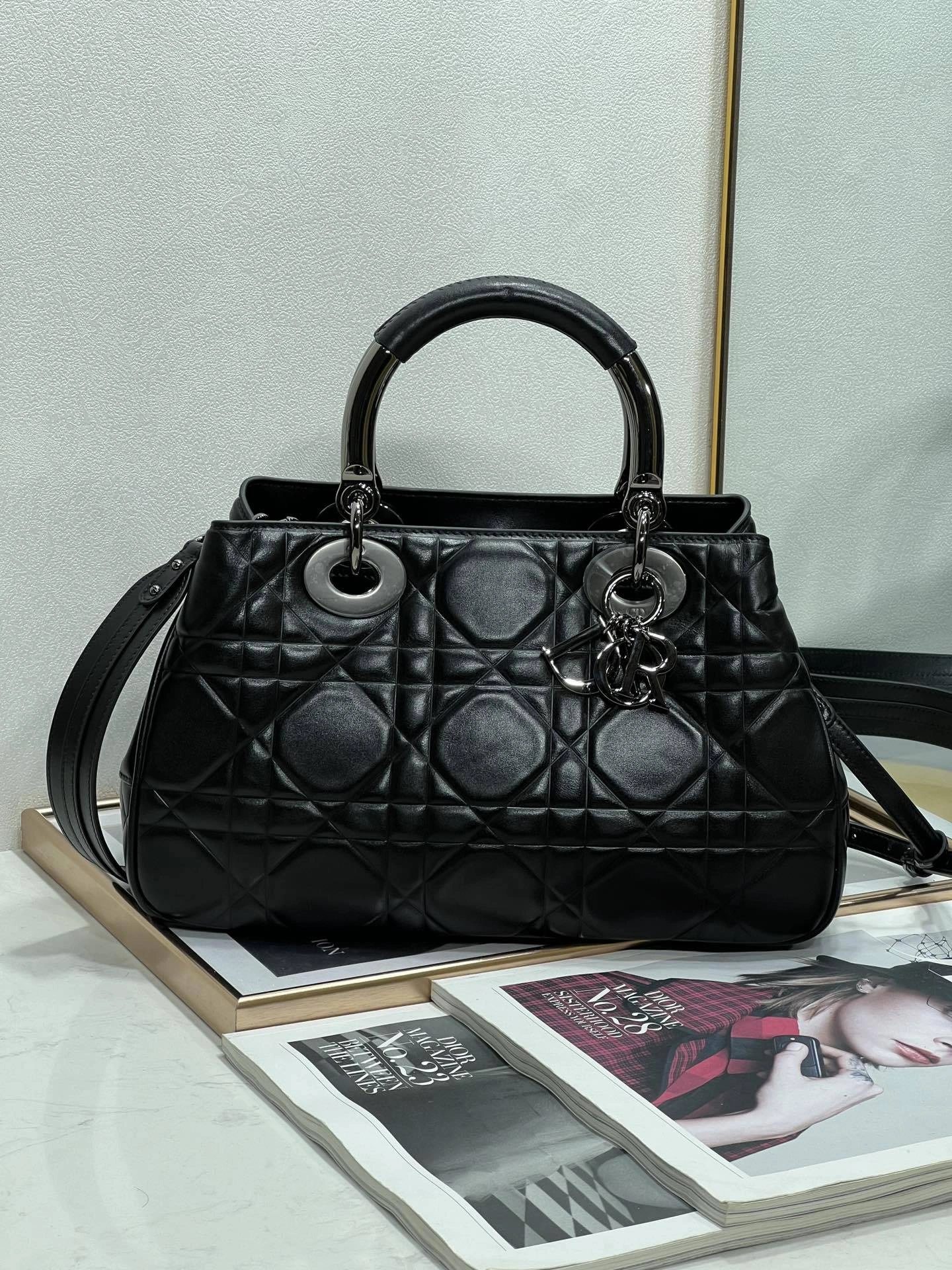MOMO-- 9522 item：C-B063E3106R