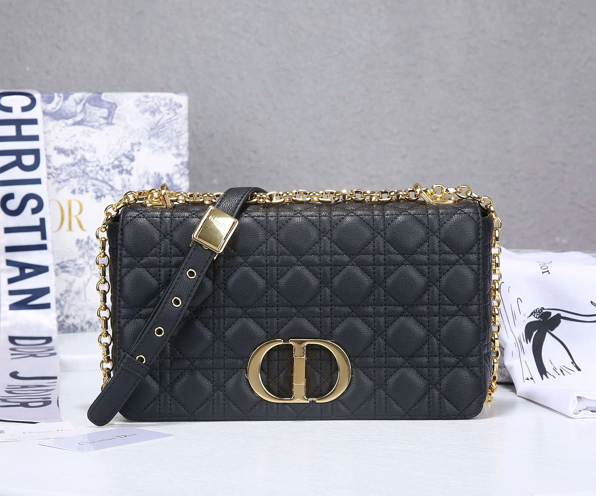 *MOMO---9797 item : A-B202H2301A