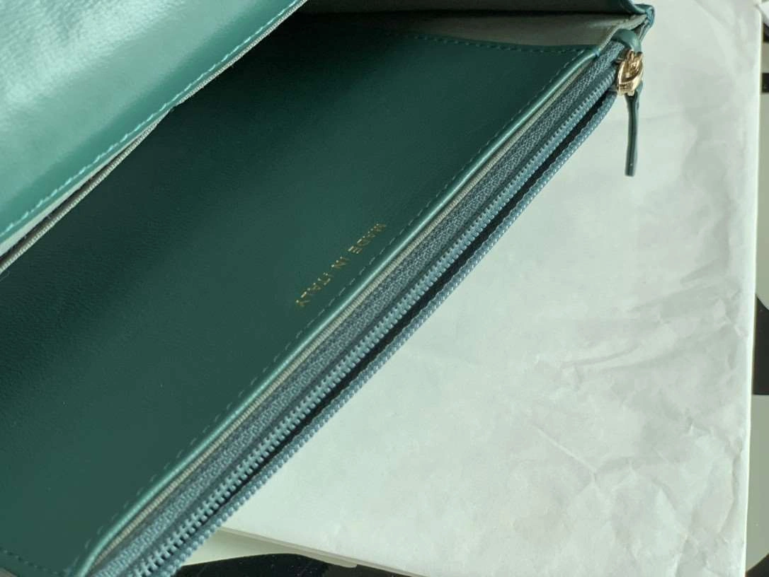 *MOMO---99076 cowhide item : 307B00G2326