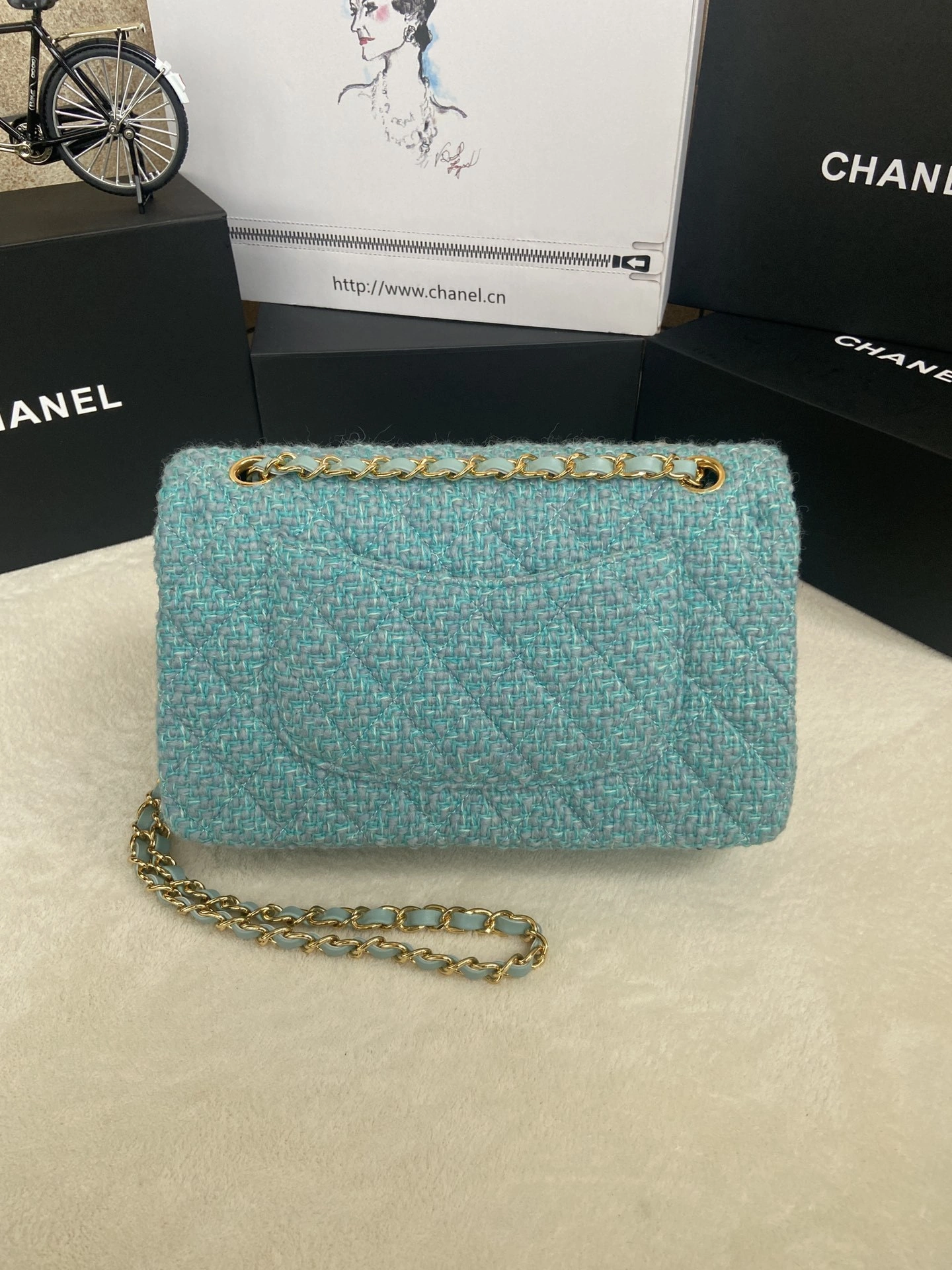 MOMO-- A01112-B09419-NK534 item：C-B000H1722R