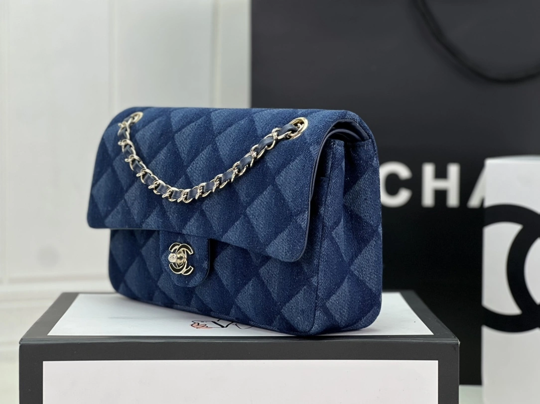 MOMO-- A01113-B09077-NK307 high quality version item：C-B202H1774R