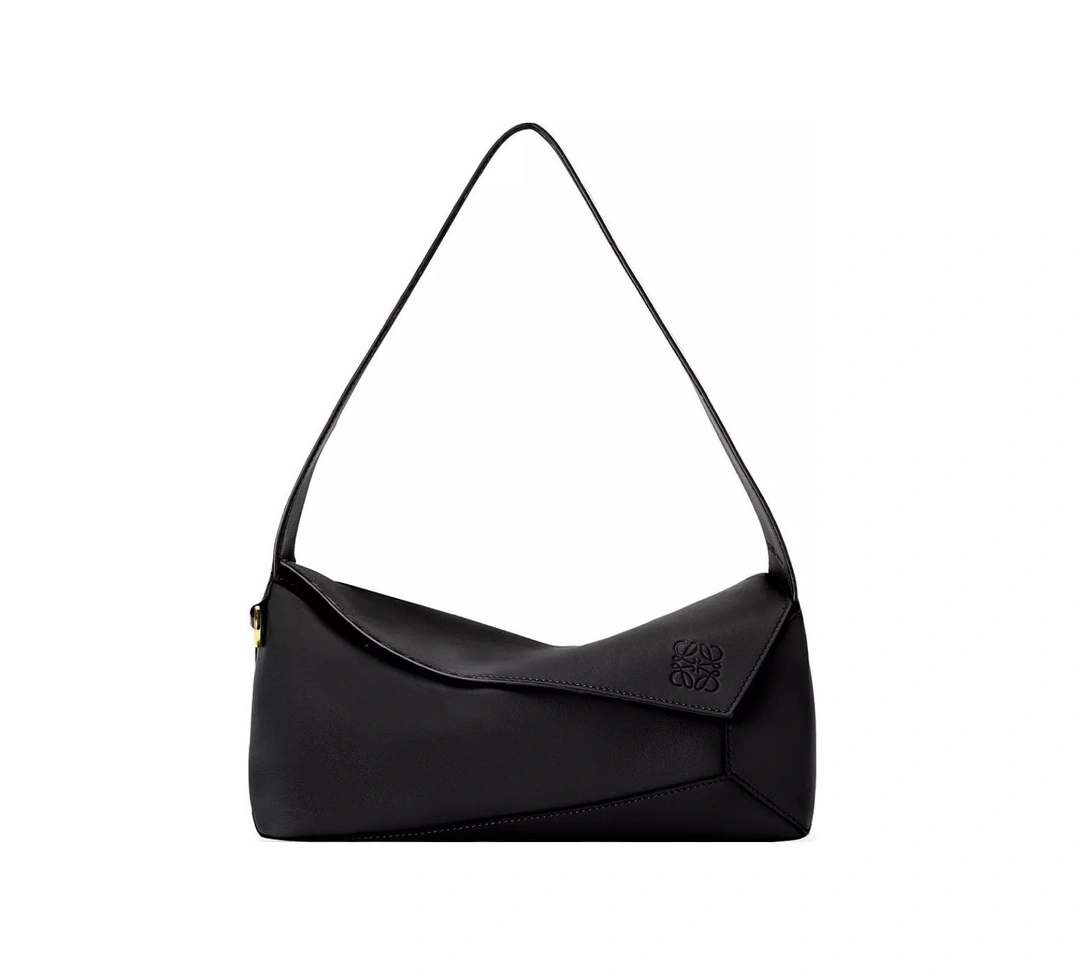 MOMO-- A510J67X01-1100 item:D-B063A0461S
