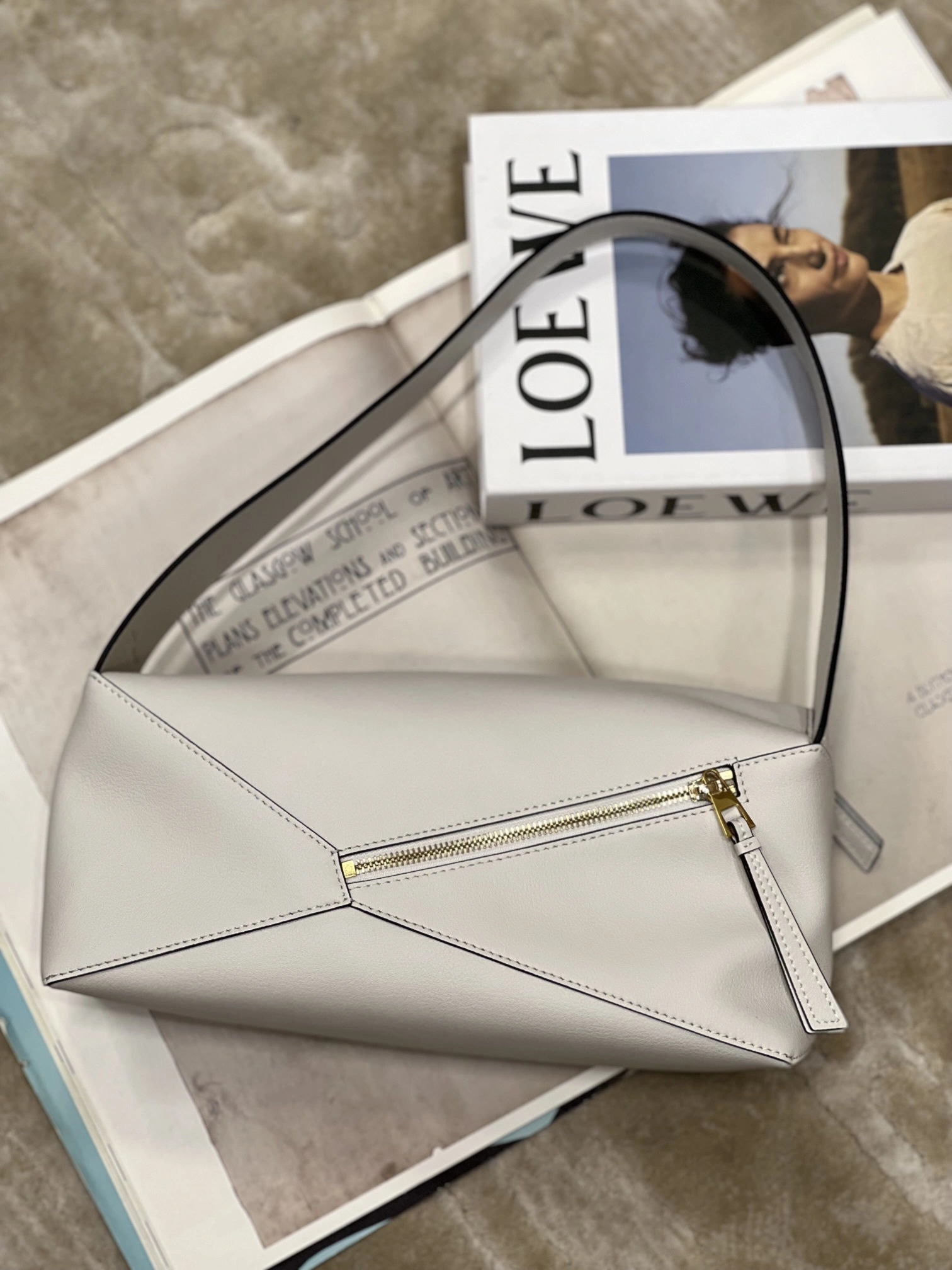 MOMO-- A510J67X01-1333 item:D-B063A0458S