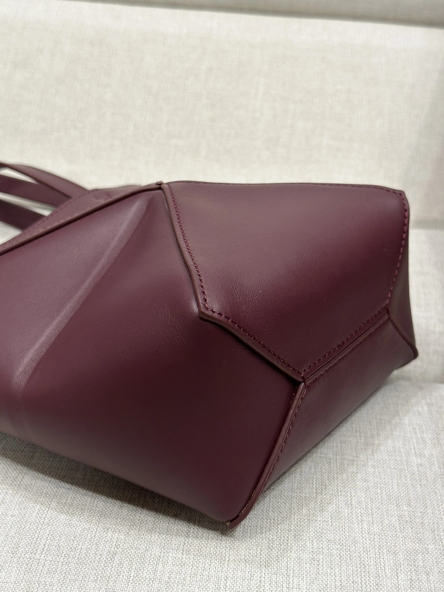 MOMO-- A657V25X01-7240 cowhide item:D-B063E1155