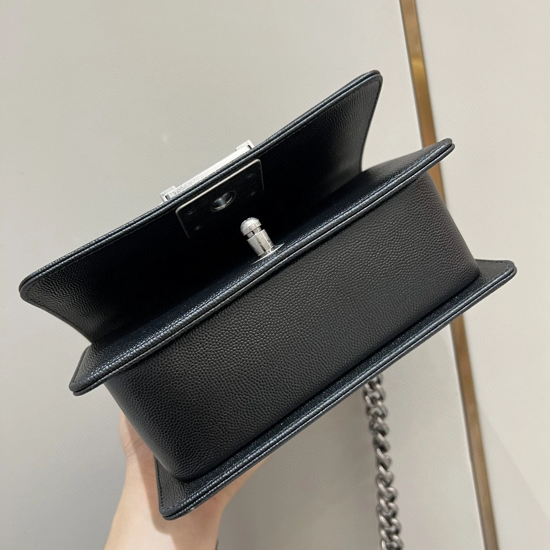 MOMO-- A67085-Y09953-94305 high quality version item：C-B804F1407Y