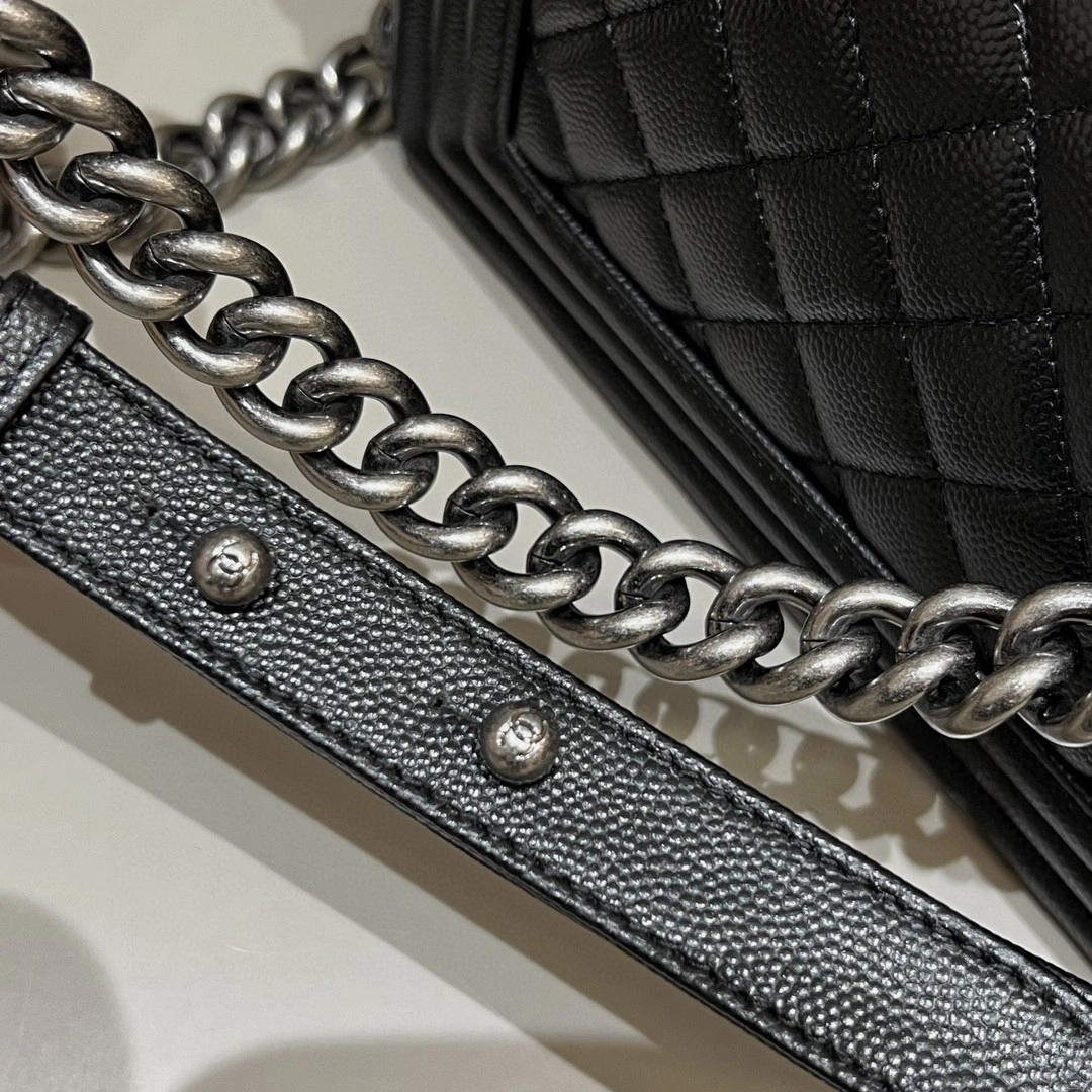 MOMO-- A67085-Y09953-94305 high quality version item：C-B804F1407Y