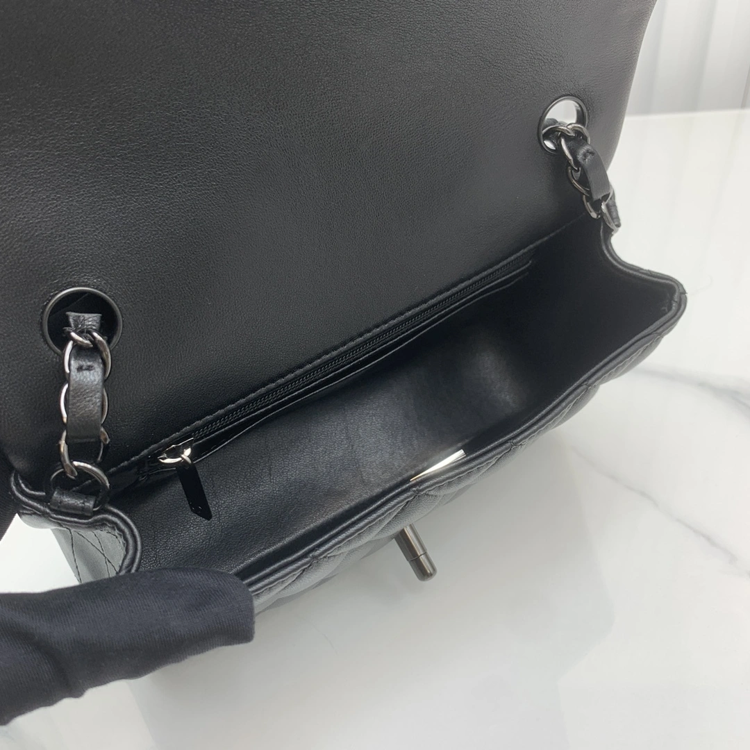 MOMO-- A69900-Y01480-94305 sheepskin item:C-B063L0955R
