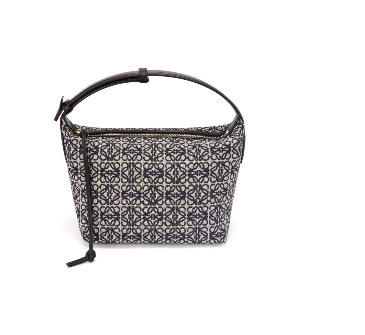 MOMO-- A906K75X06-5938 item：C-B063I3051V