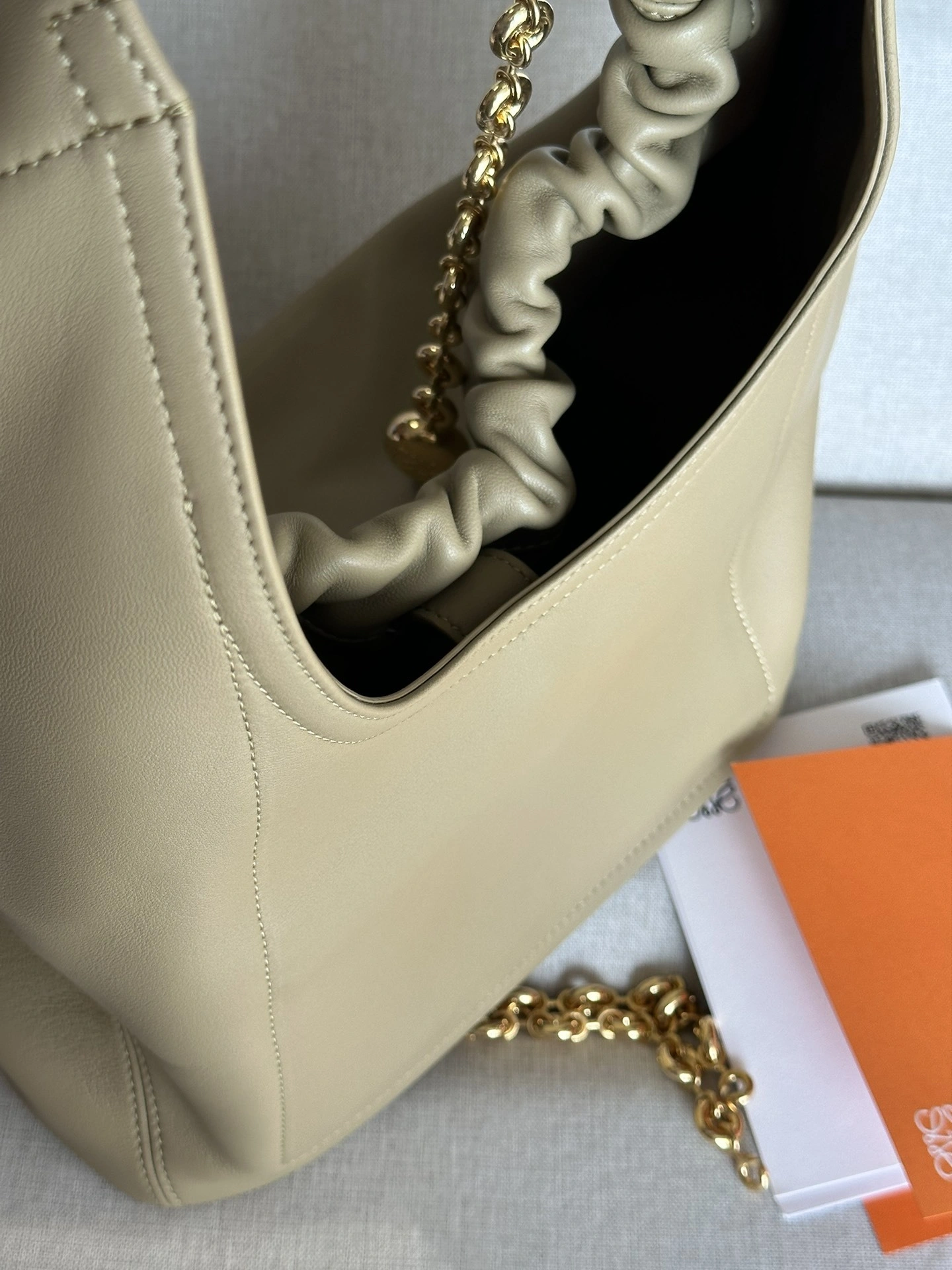 MOMO-- A914Q37X01-9584 item:D-B063A0479S