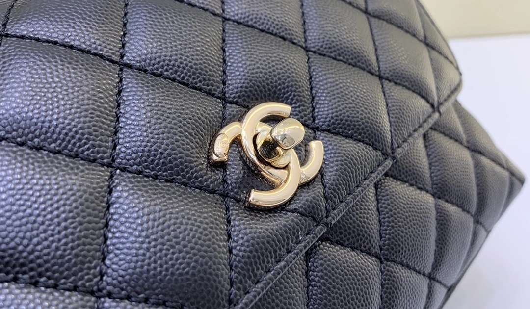 MOMO-- A92990-B05061-94305 high quality version item：C-B063H1761R