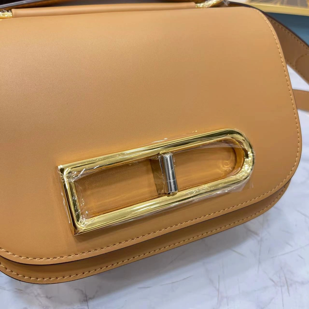 MOMO-- AA0574-BJF0-21WDG high quality version item：C-B063G2945R