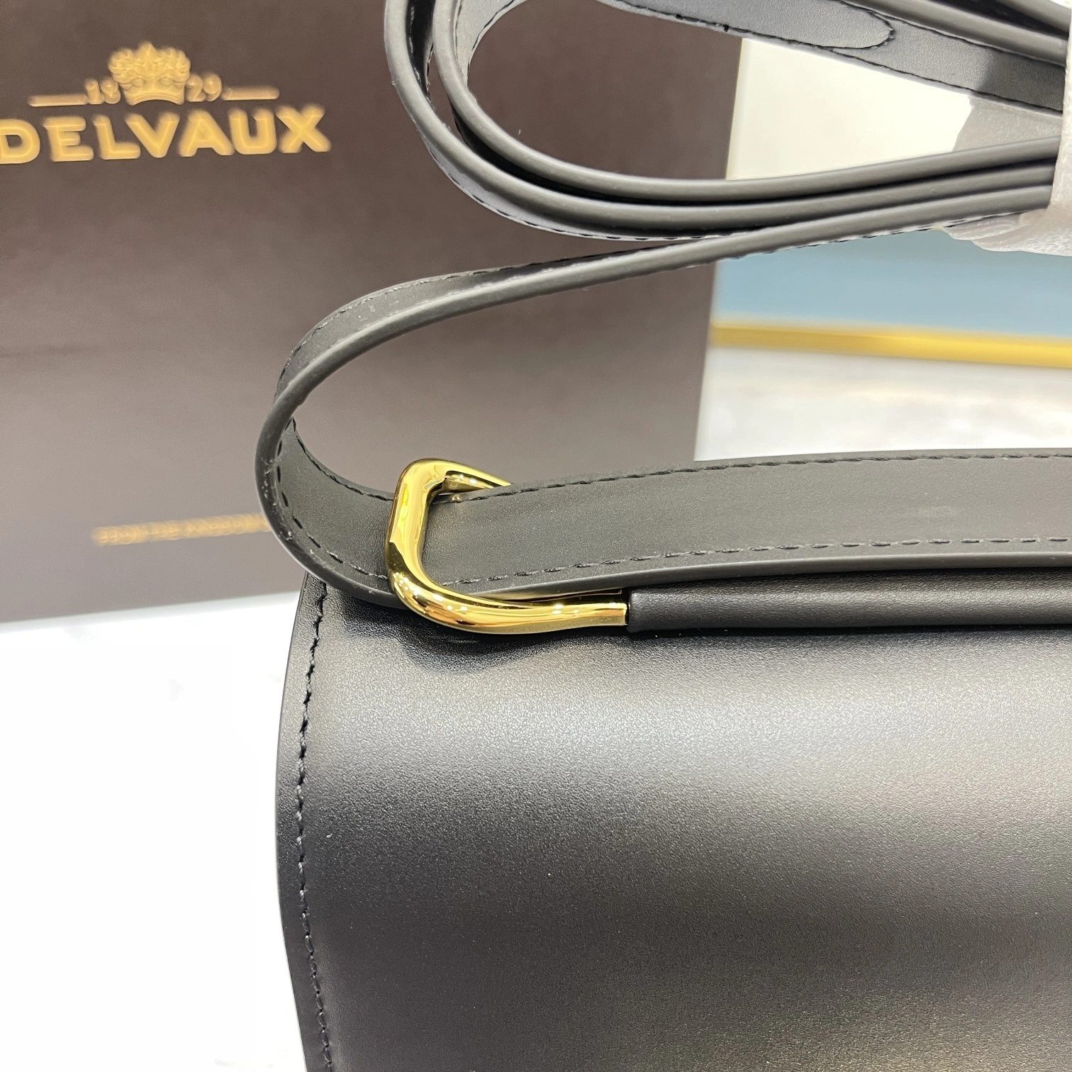 MOMO-- AA0574-BJF0-99ZDG high quality version item：C-B063G2943R