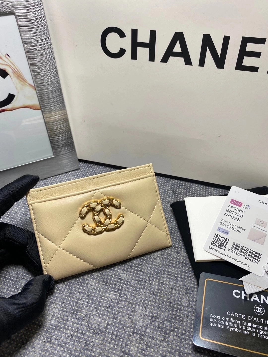 MOMO-- AP1167-B07327-NN289 item：C-B307I2058V