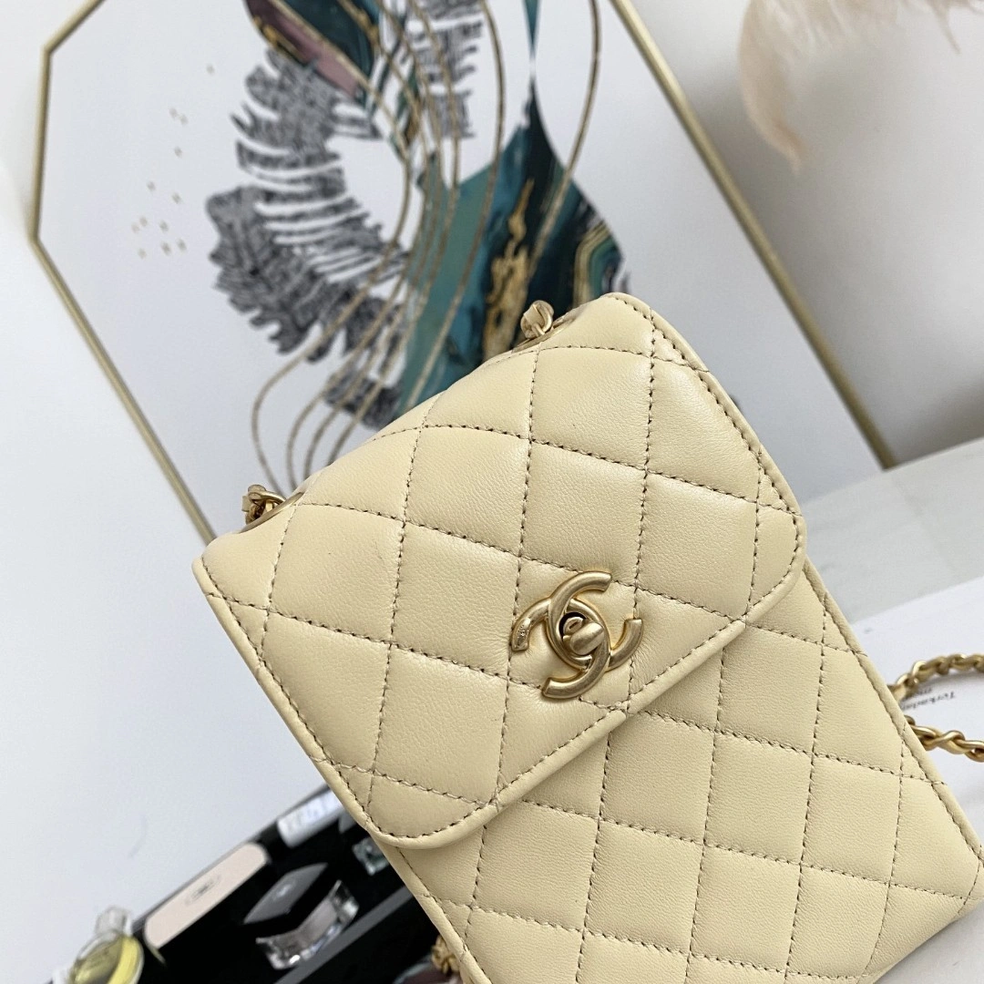 MOMO - AP1448 item : B-B00M2505