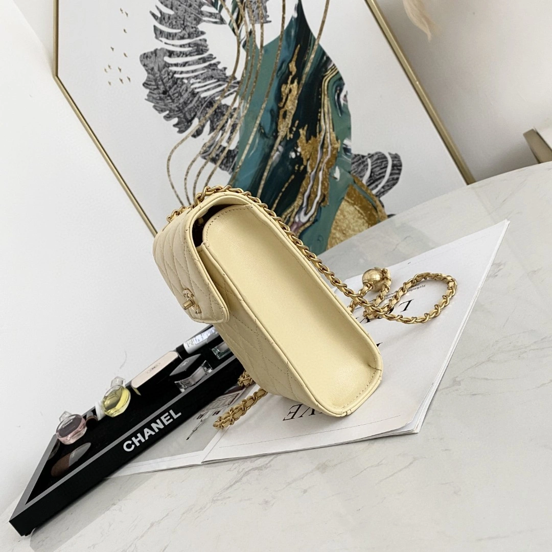 MOMO - AP1448 item : B-B00M2505
