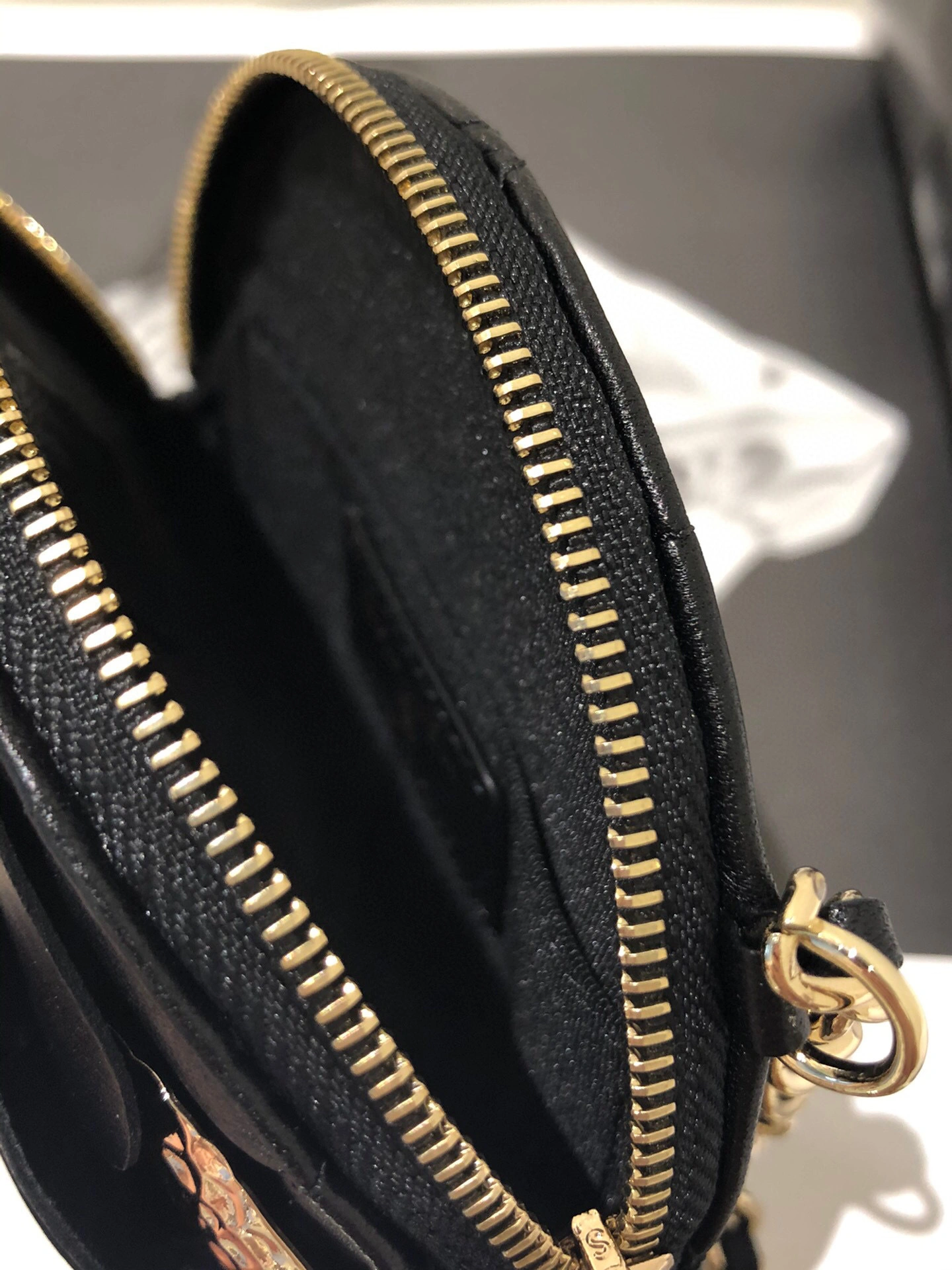MOMO-- AP2121 B06267 94305 sheepskin item : B-B598E1416S