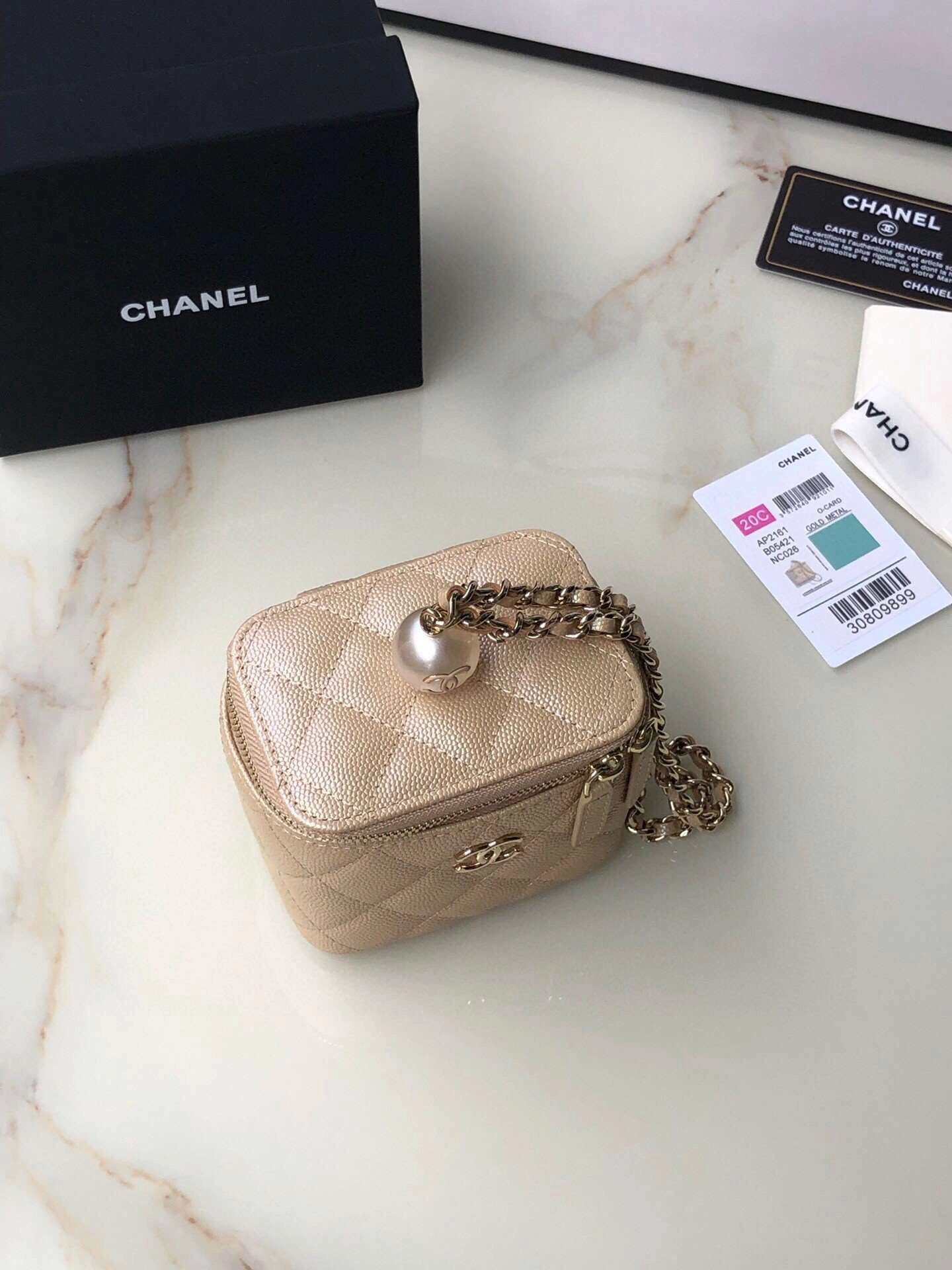 *MOMO---AP2161cowhide item :307B48G2209